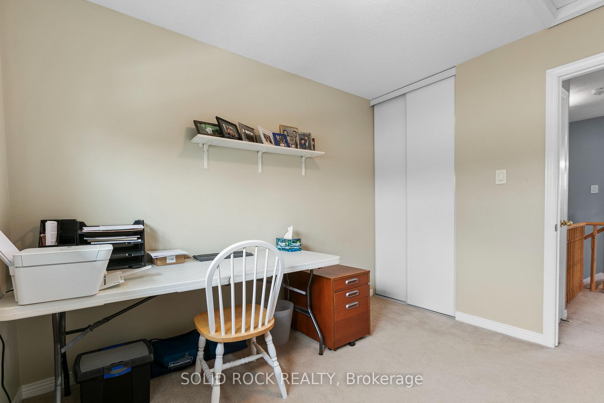 Photo 18 of 18 Sunnybrooke Drive, Ottawa, Kanata - Emerald Meadows/Trailwest — HOMEH