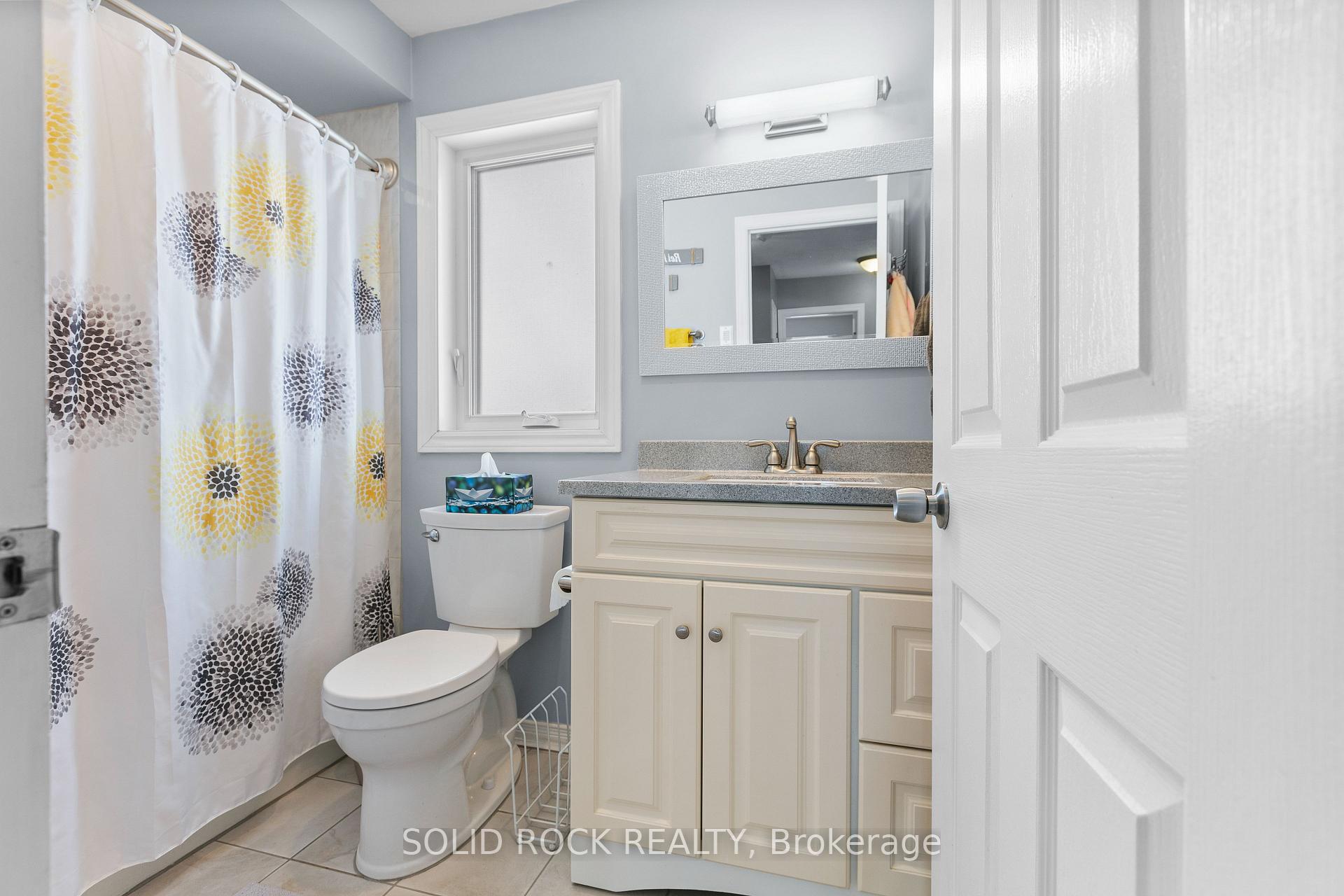 Photo 20 of 18 Sunnybrooke Drive, Ottawa, Kanata - Emerald Meadows/Trailwest — HOMEH