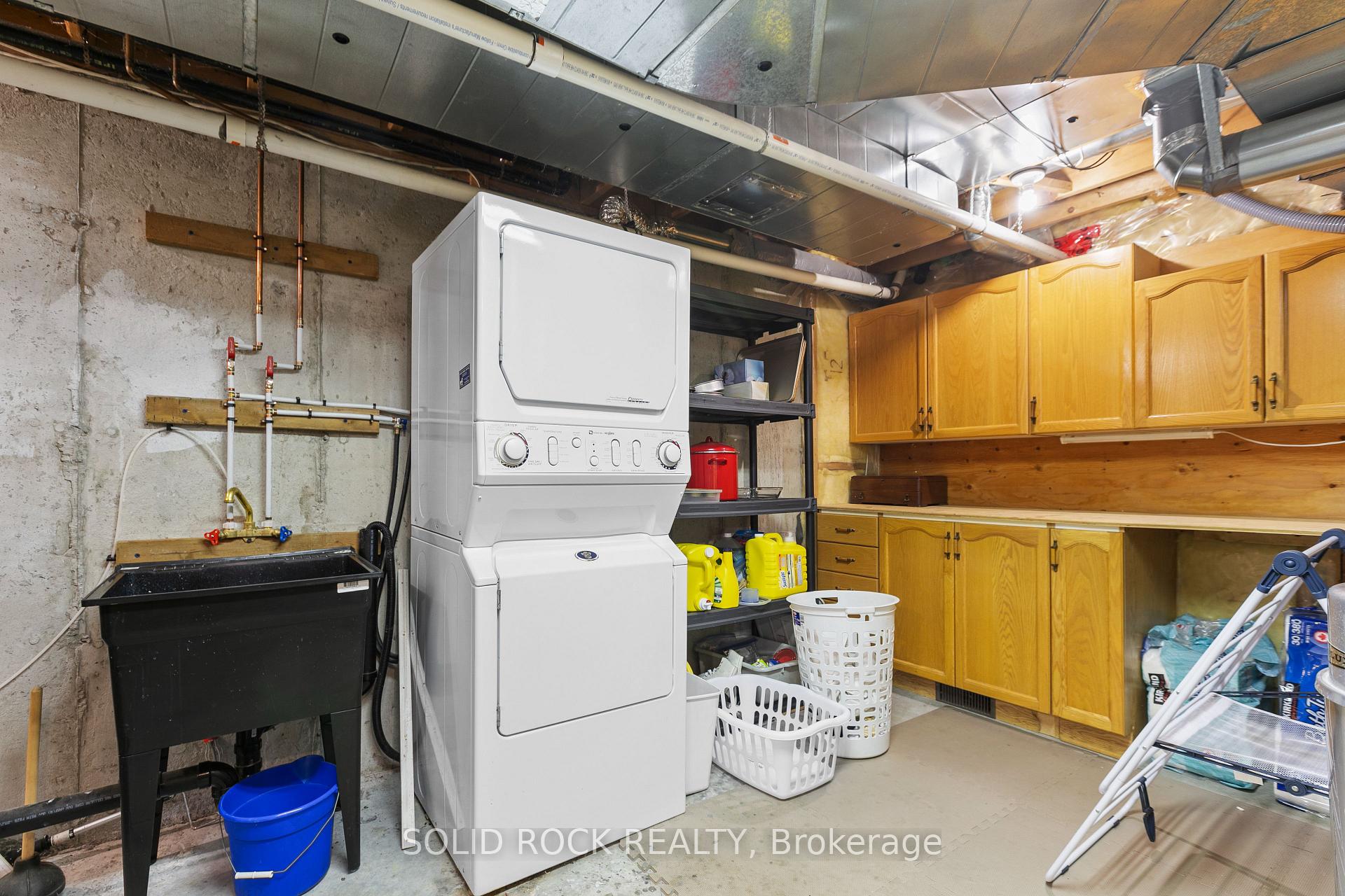 Photo 26 of 18 Sunnybrooke Drive, Ottawa, Kanata - Emerald Meadows/Trailwest — HOMEH