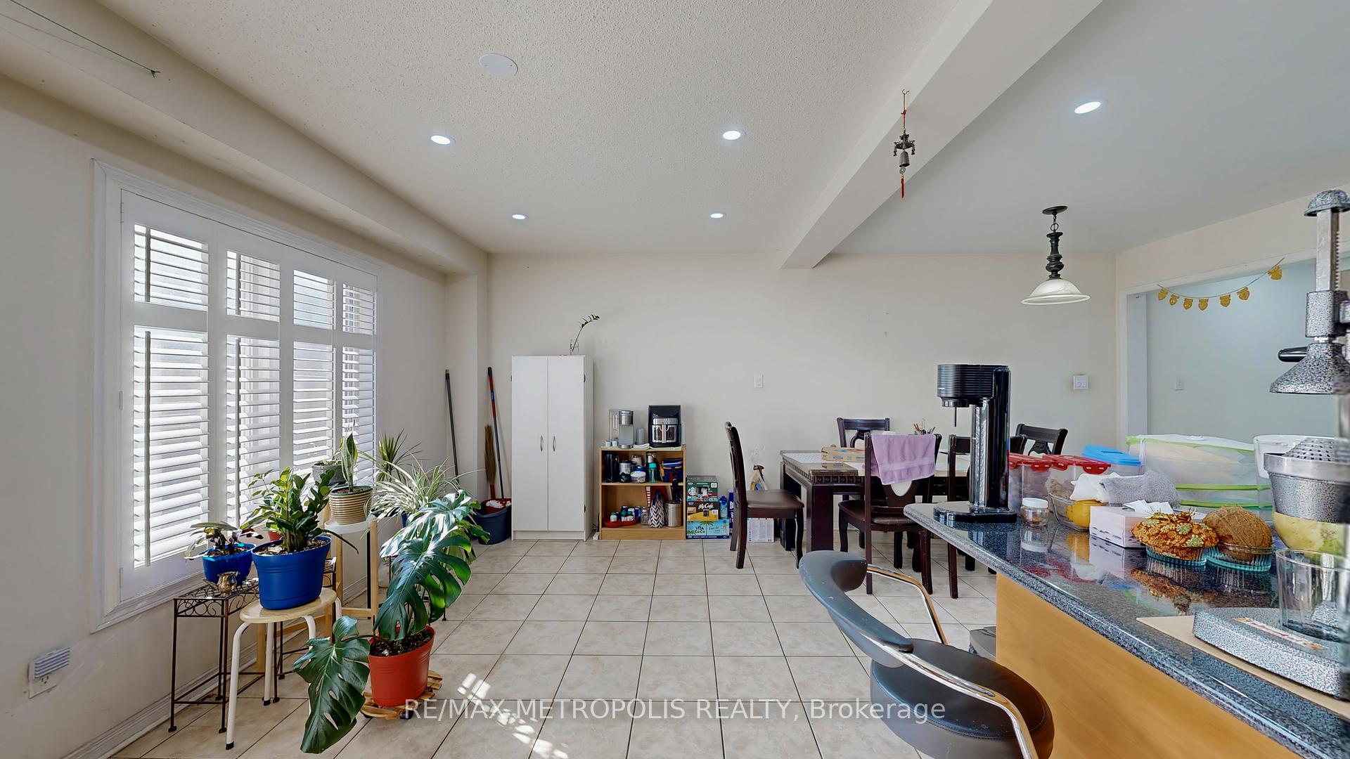 Photo 18 of Unit Upper, 80 Charles Brown Road, Markham, Cedarwood — HOMEH