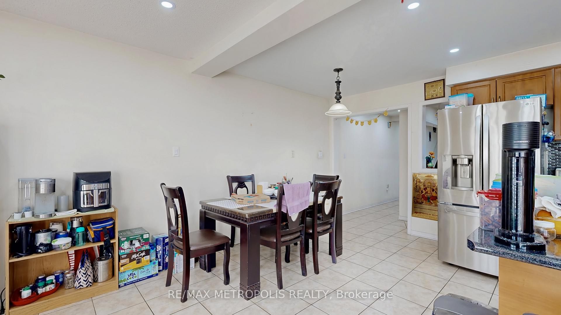 Photo 20 of Unit Upper, 80 Charles Brown Road, Markham, Cedarwood — HOMEH