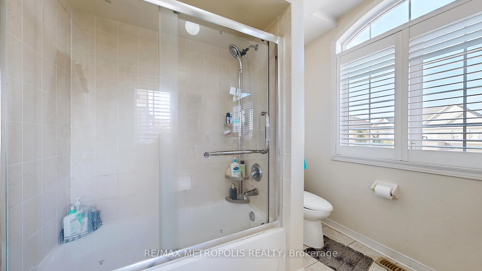 Photo 41 of Unit Upper, 80 Charles Brown Road, Markham, Cedarwood — HOMEH