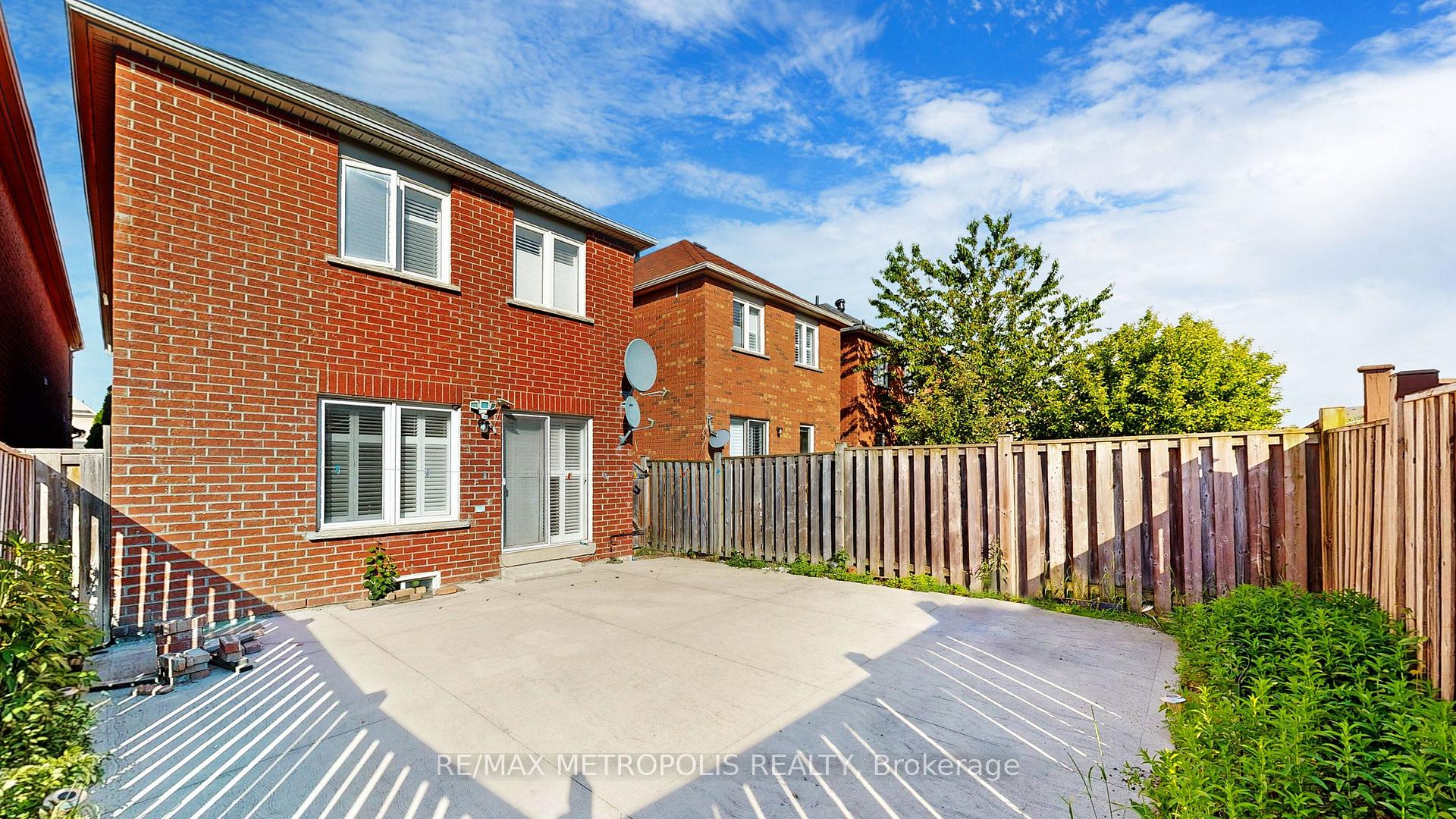 Photo 44 of Unit Upper, 80 Charles Brown Road, Markham, Cedarwood — HOMEH