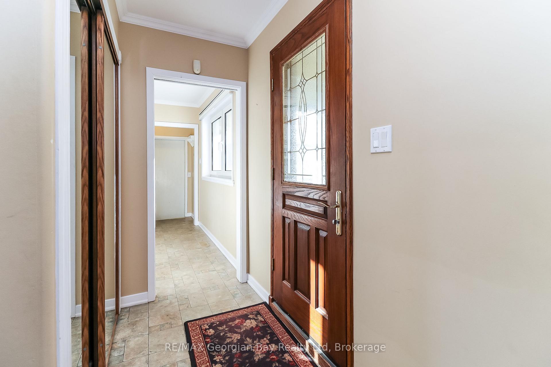Photo 10 of 510 Irwin Street, Midland — HOMEH
