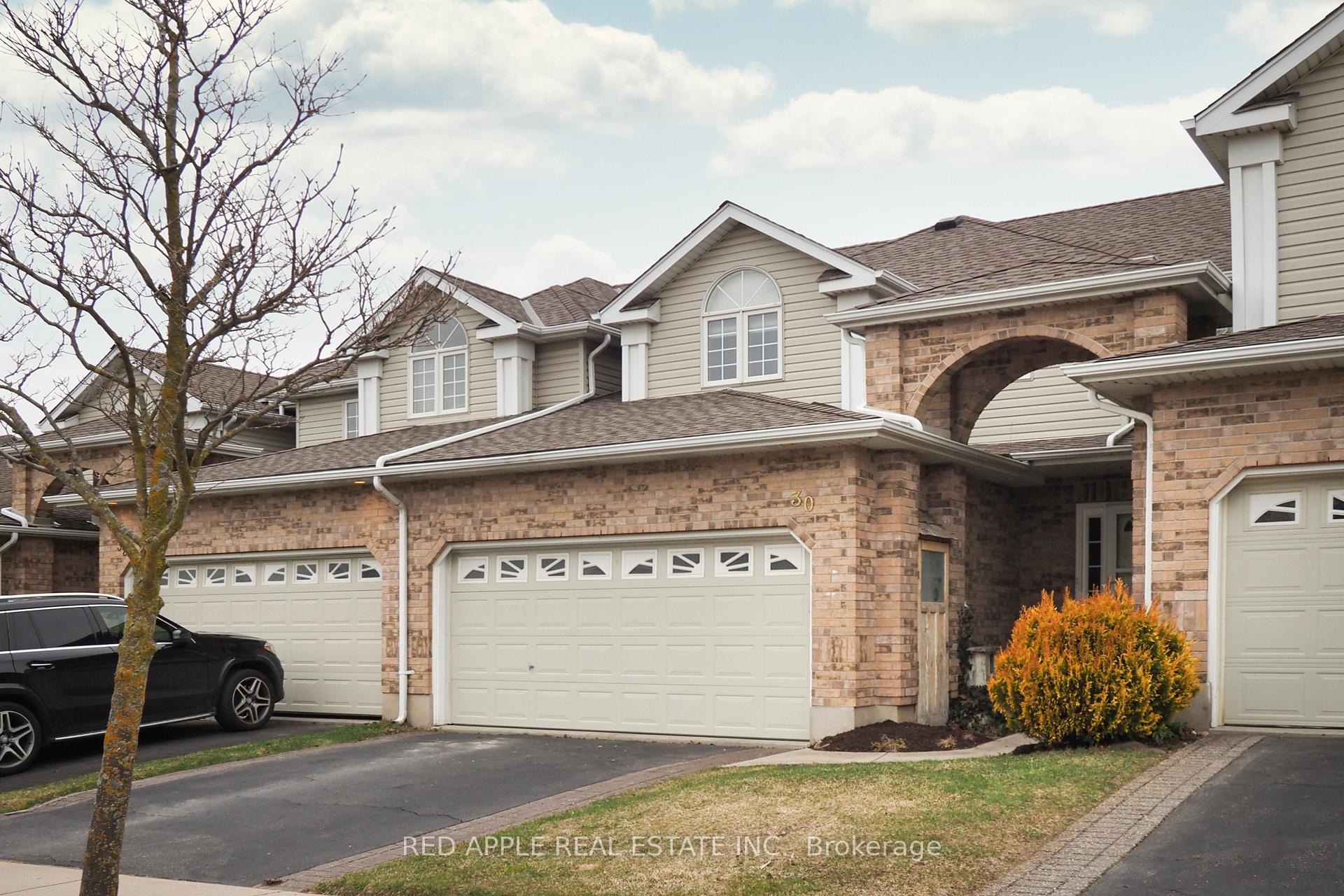 Photo 1 of 30 Candle Crescent, Kitchener — HOMEH