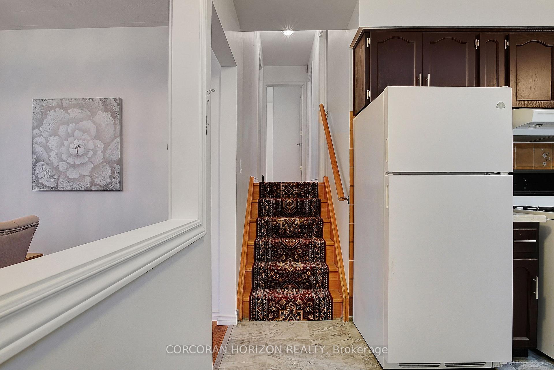 Photo 17 of 15 Cherry Hill Drive, Kitchener — HOMEH