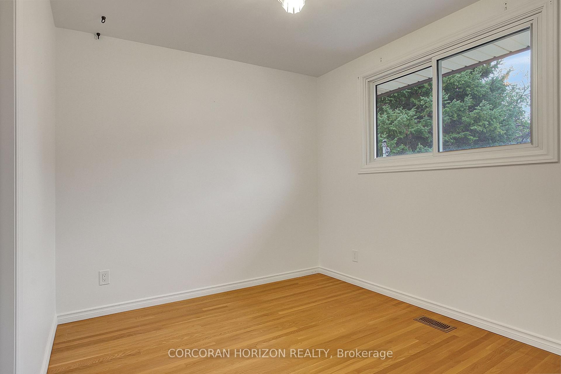 Photo 27 of 15 Cherry Hill Drive, Kitchener — HOMEH