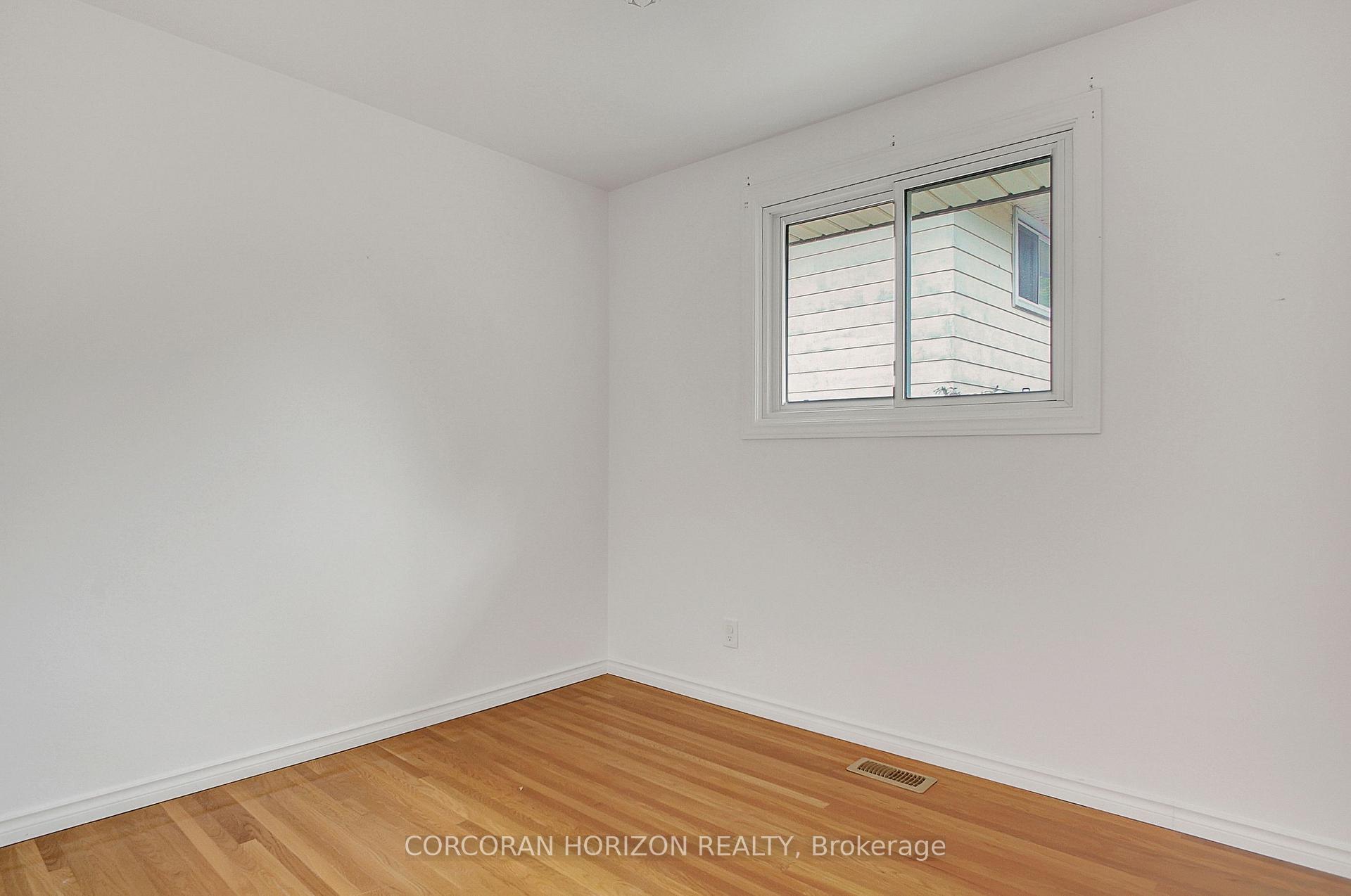 Photo 29 of 15 Cherry Hill Drive, Kitchener — HOMEH