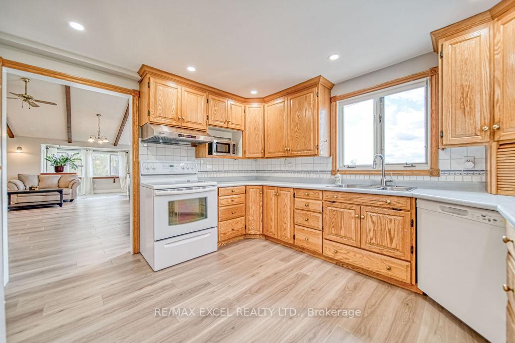 Photo 24 of 5472 19th Avenue, Markham, Rural Markham — HOMEH