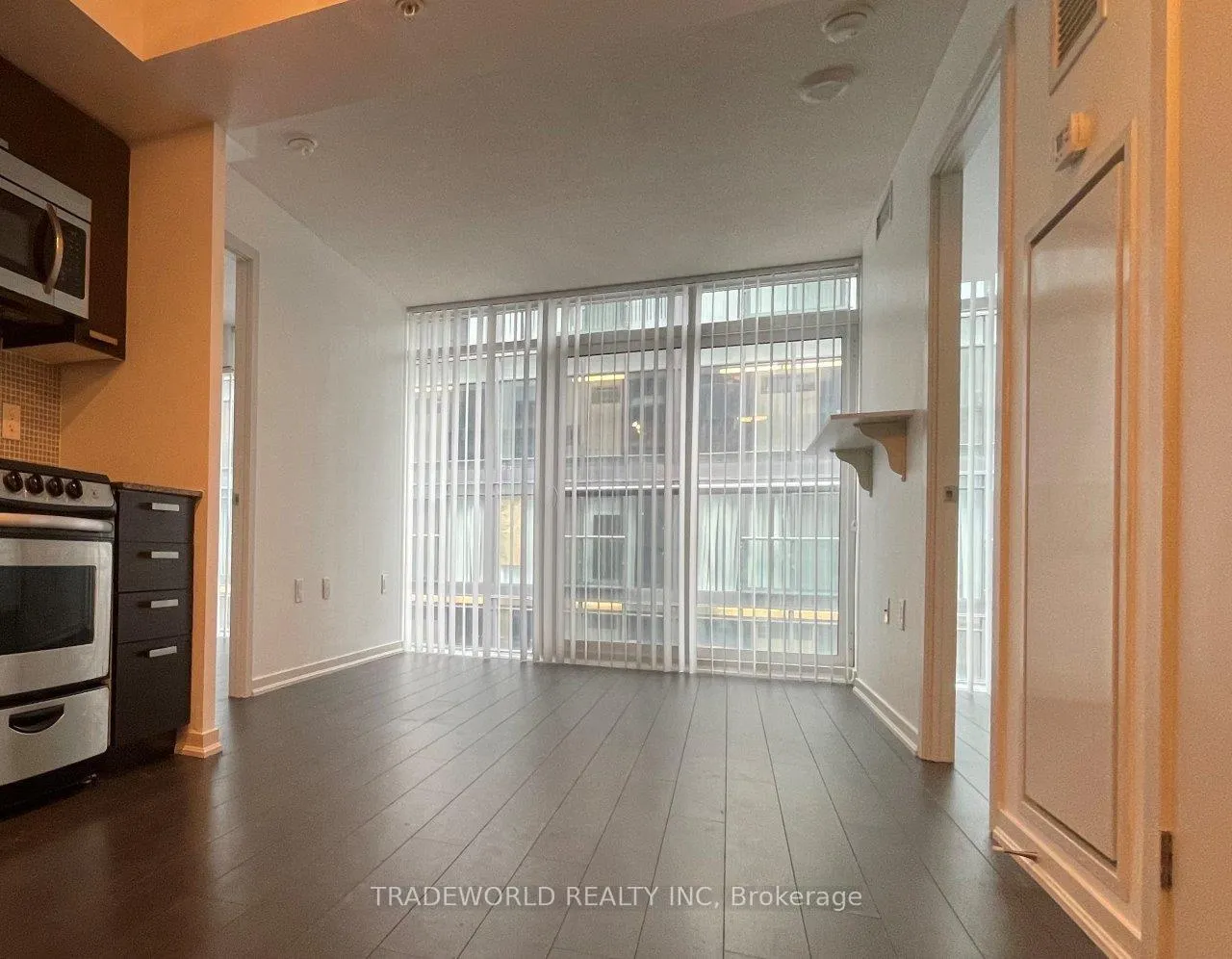 Photo 15 of Unit 1207W, 36 Lisgar Street, Toronto, Little Portugal — HOMEH