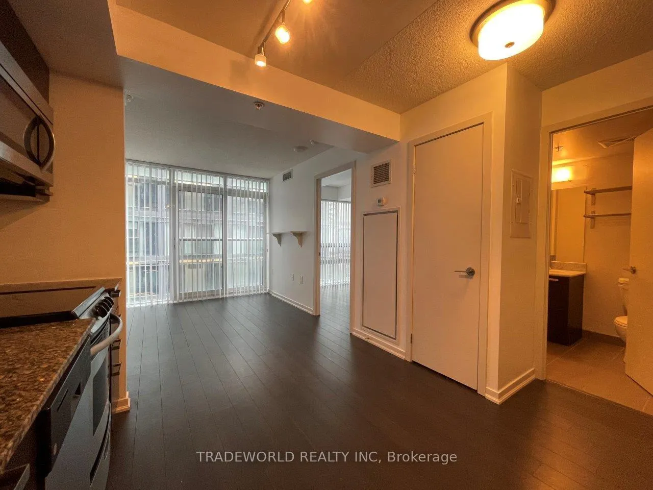Photo 16 of Unit 1207W, 36 Lisgar Street, Toronto, Little Portugal — HOMEH