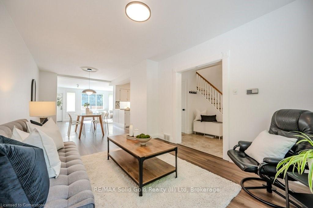Photo 8 of 131 Wood Street, Kitchener — HOMEH