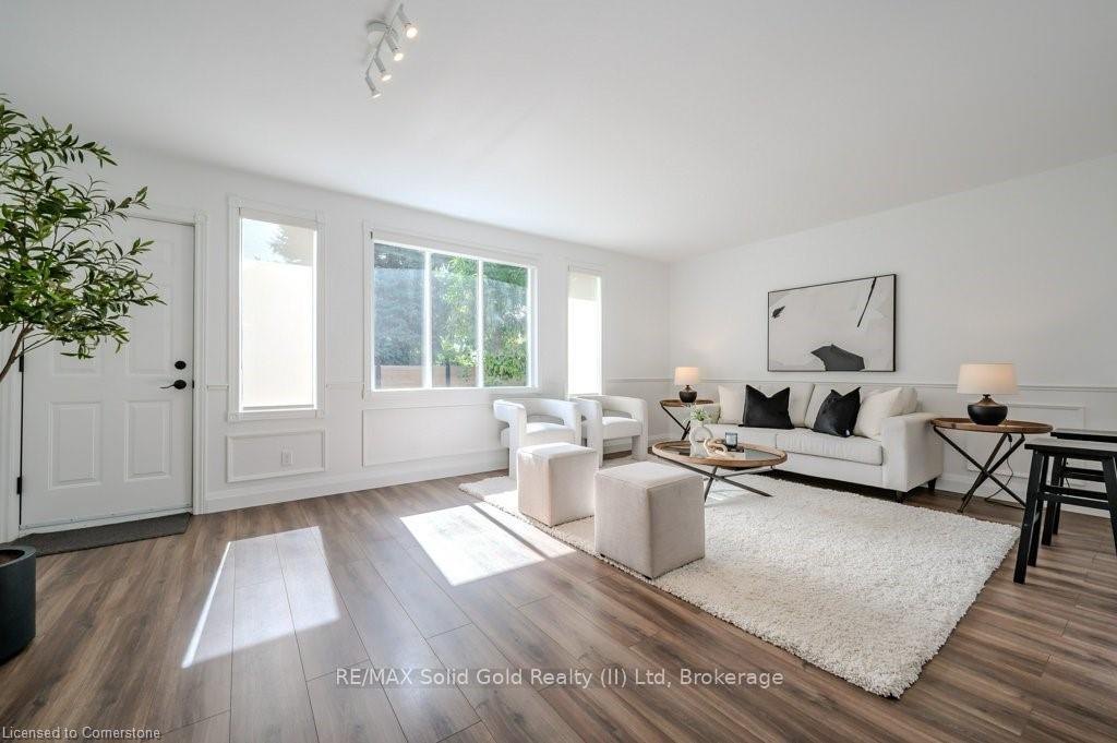 Photo 17 of 131 Wood Street, Kitchener — HOMEH