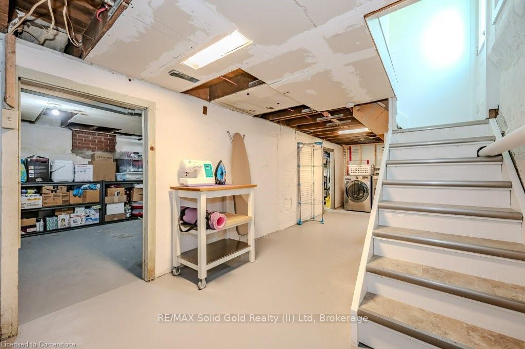 Photo 34 of 131 Wood Street, Kitchener — HOMEH