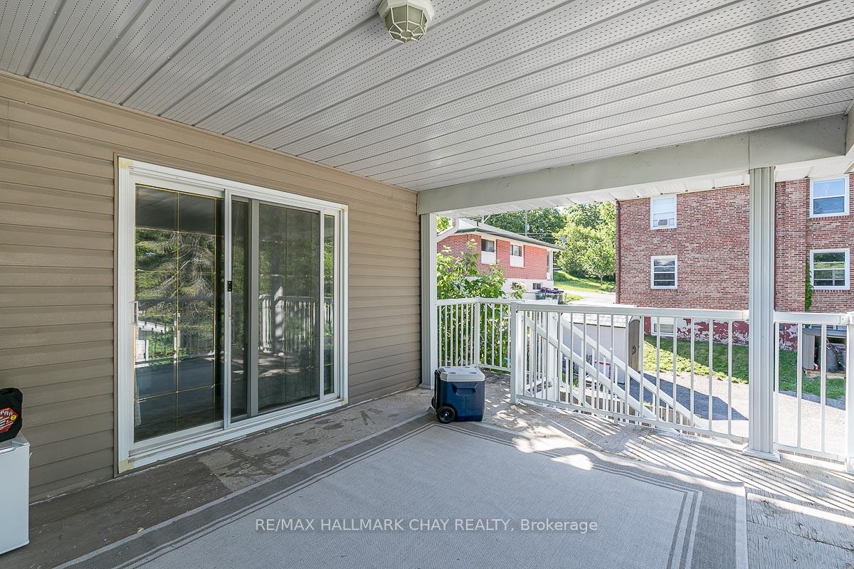 Photo 13 of 230 Queen Street, Midland — HOMEH