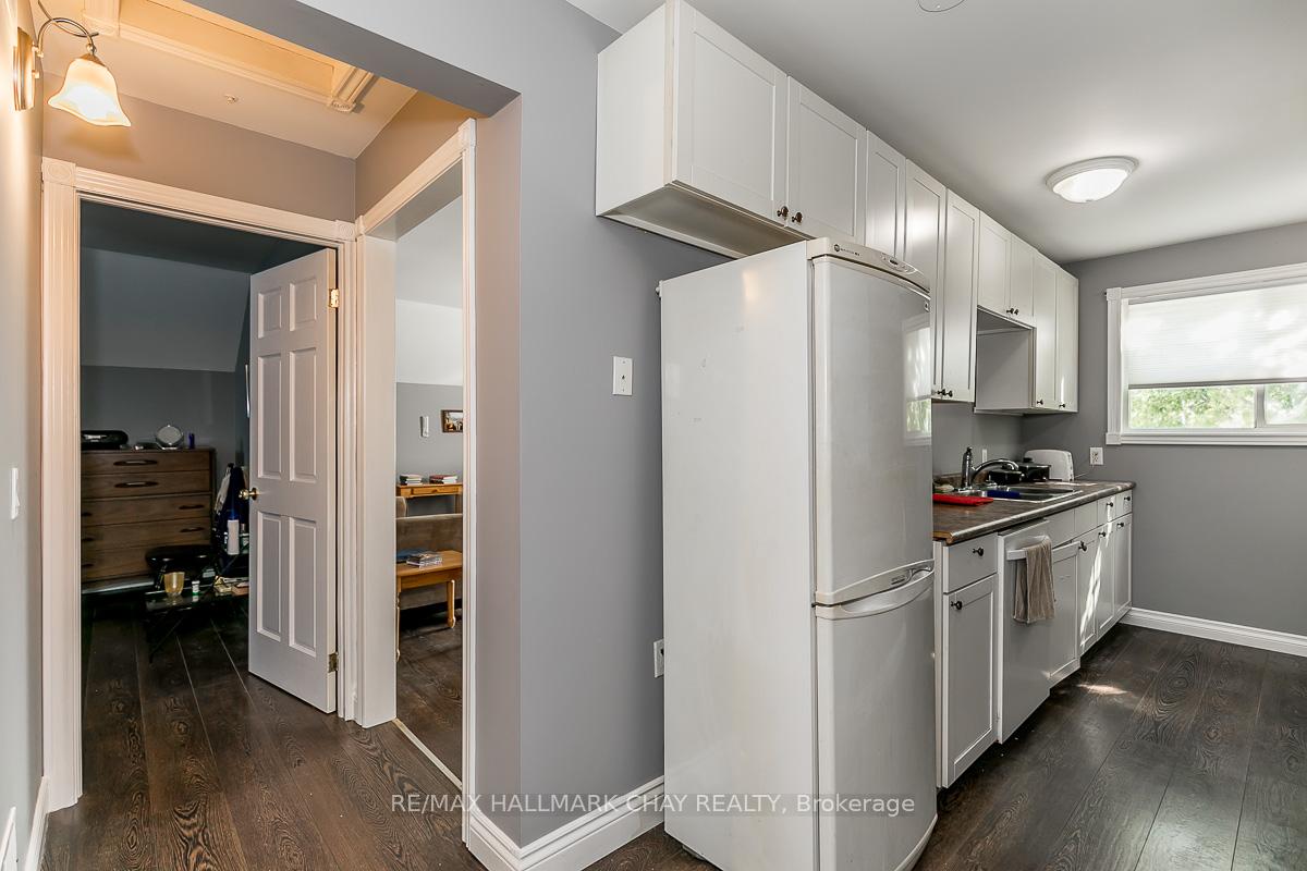 Photo 17 of 230 Queen Street, Midland — HOMEH