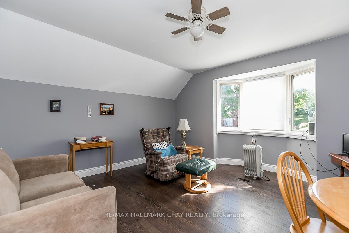 Photo 18 of 230 Queen Street, Midland — HOMEH