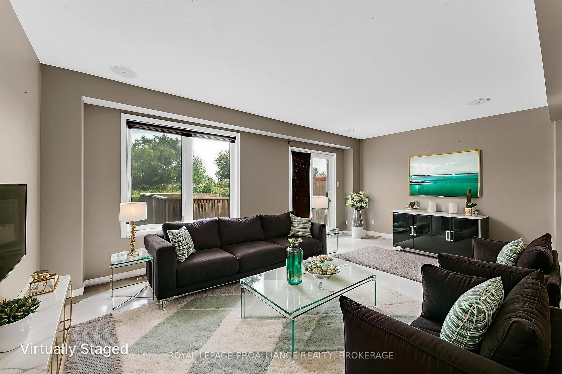 Photo 14 of 1576 Crimson Crescent, Kingston, City Northwest — HOMEH