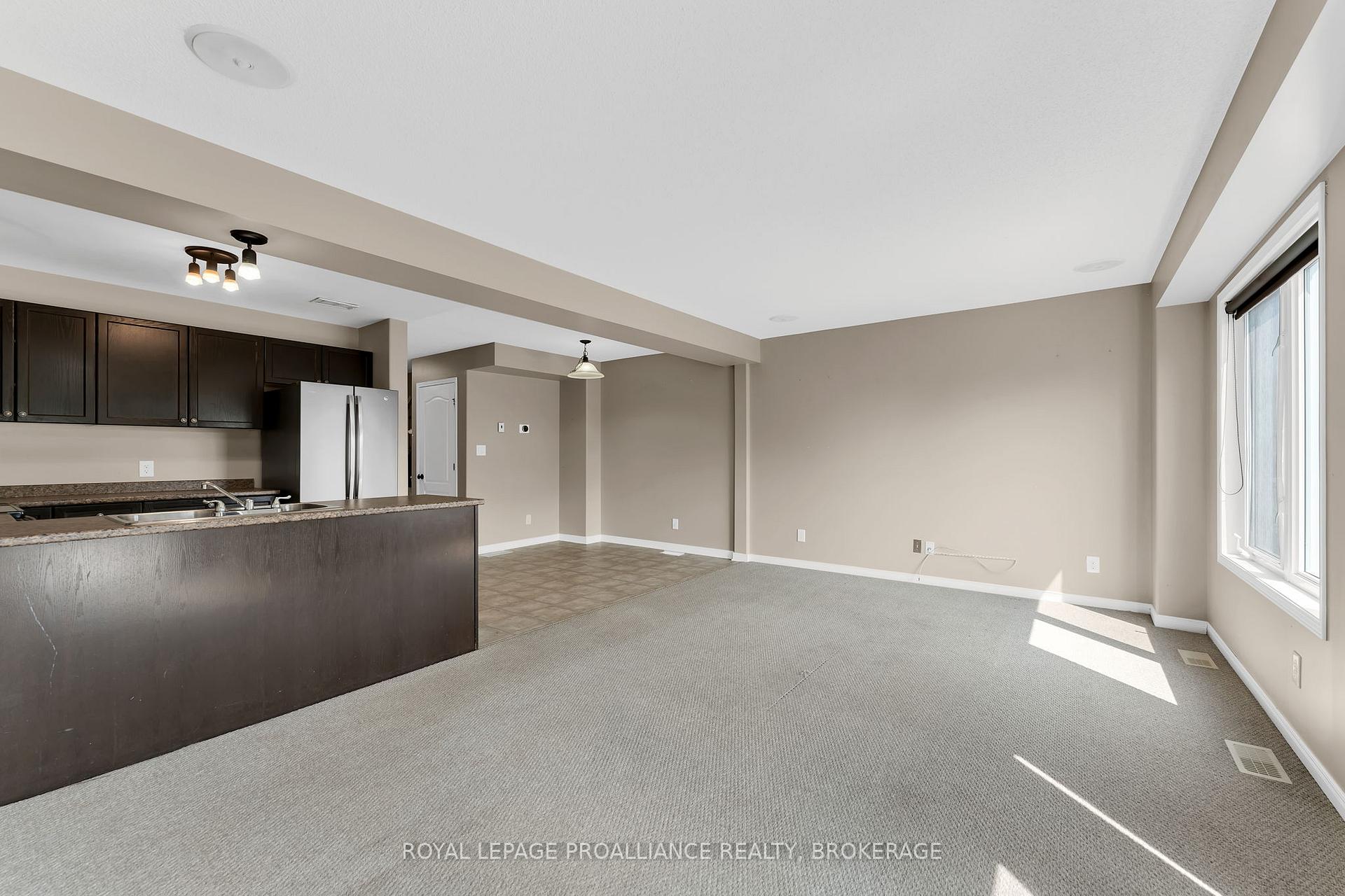 Photo 16 of 1576 Crimson Crescent, Kingston, City Northwest — HOMEH