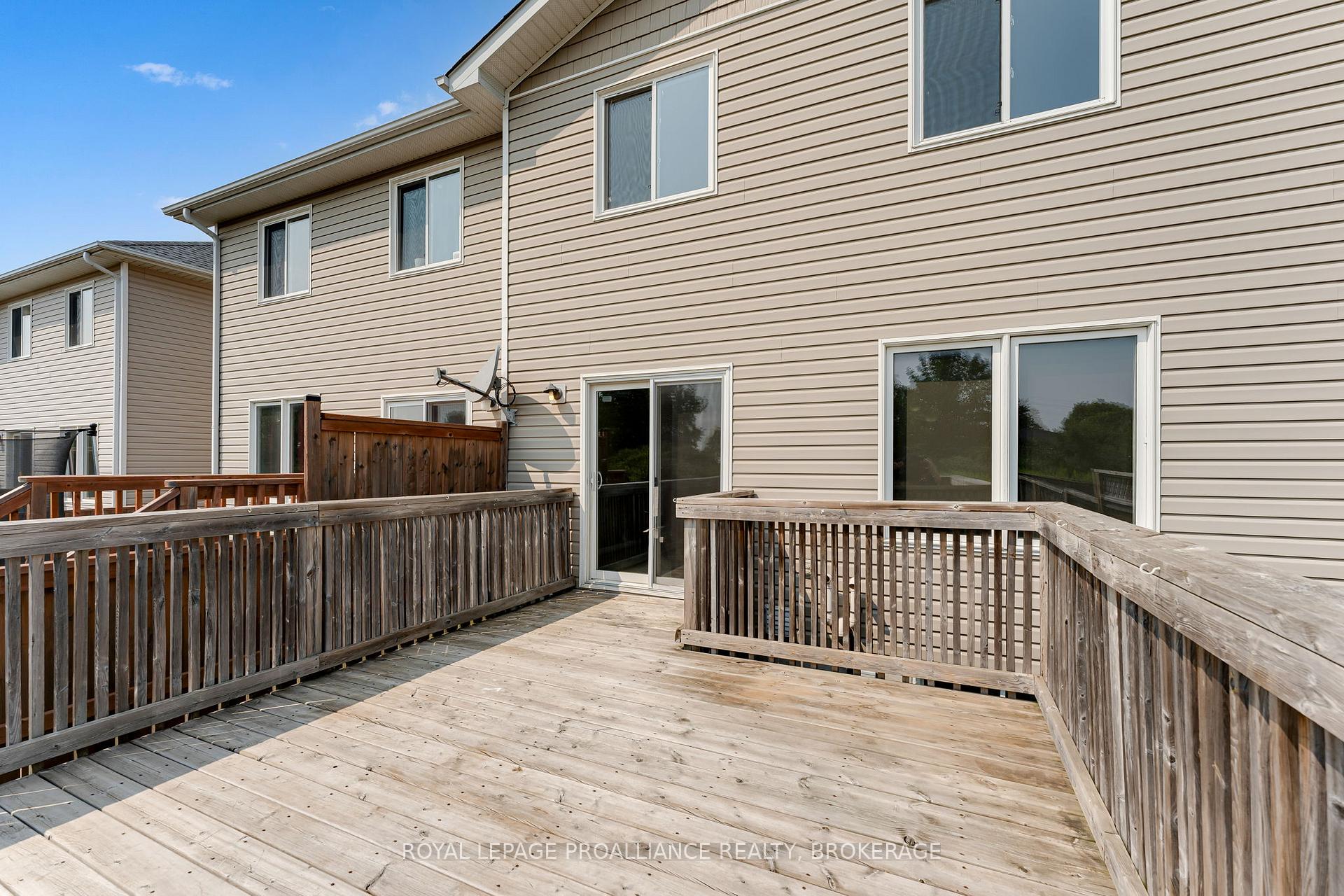 Photo 35 of 1576 Crimson Crescent, Kingston, City Northwest — HOMEH