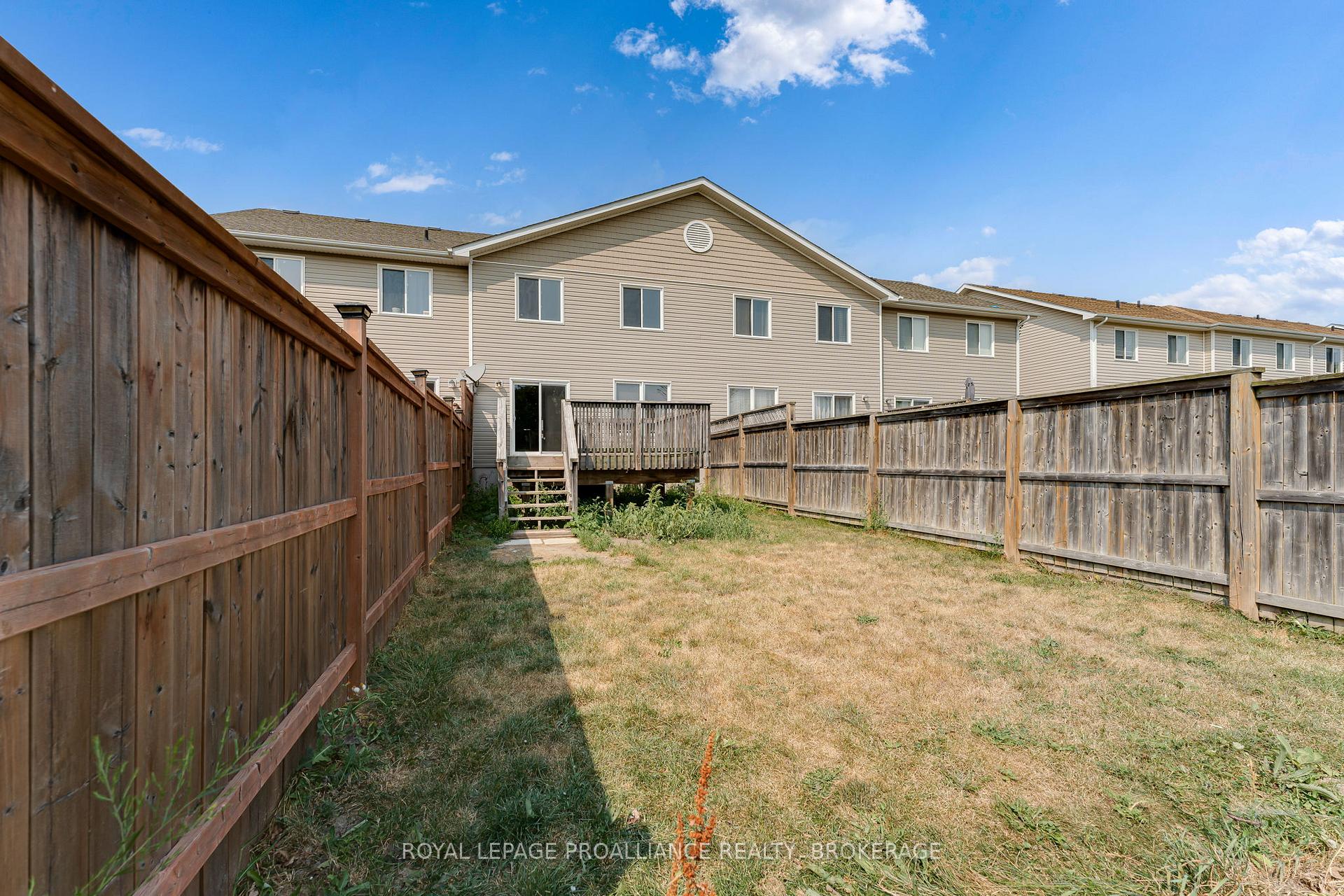 Photo 37 of 1576 Crimson Crescent, Kingston, City Northwest — HOMEH