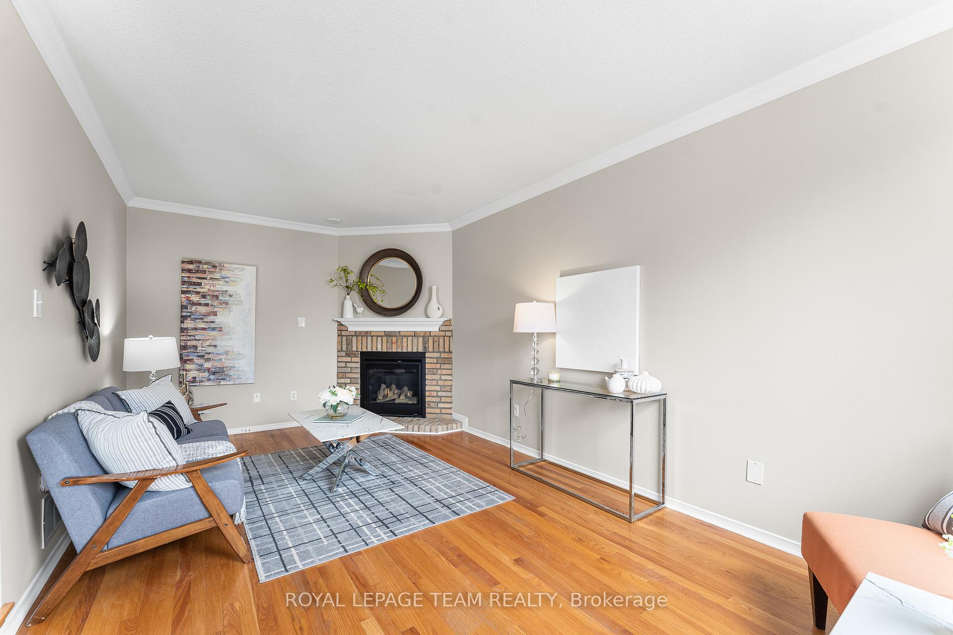 Photo 17 of 1 Brady Avenue, Ottawa, Kanata - Morgan's Grant/South March — HOMEH