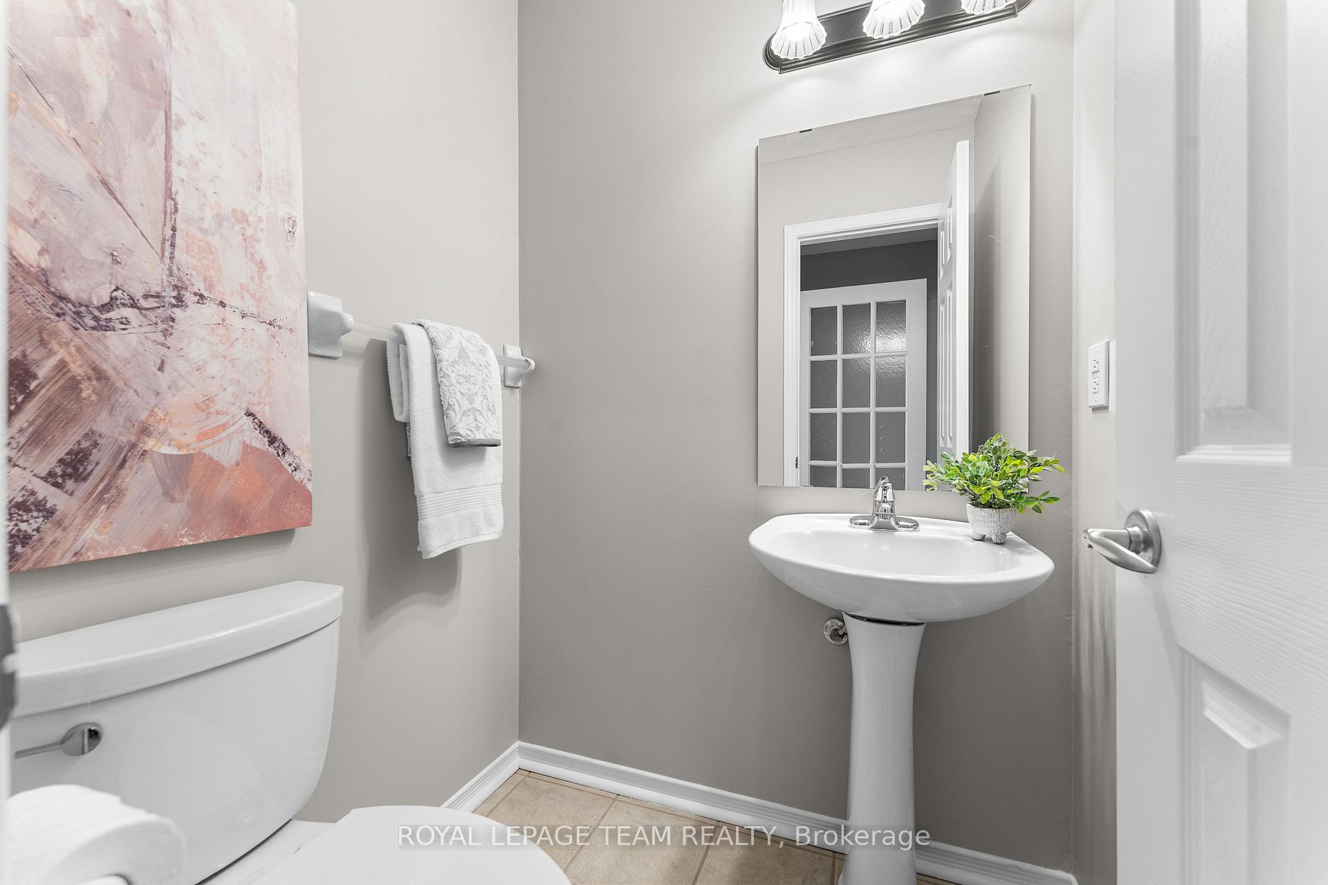 Photo 21 of 1 Brady Avenue, Ottawa, Kanata - Morgan's Grant/South March — HOMEH