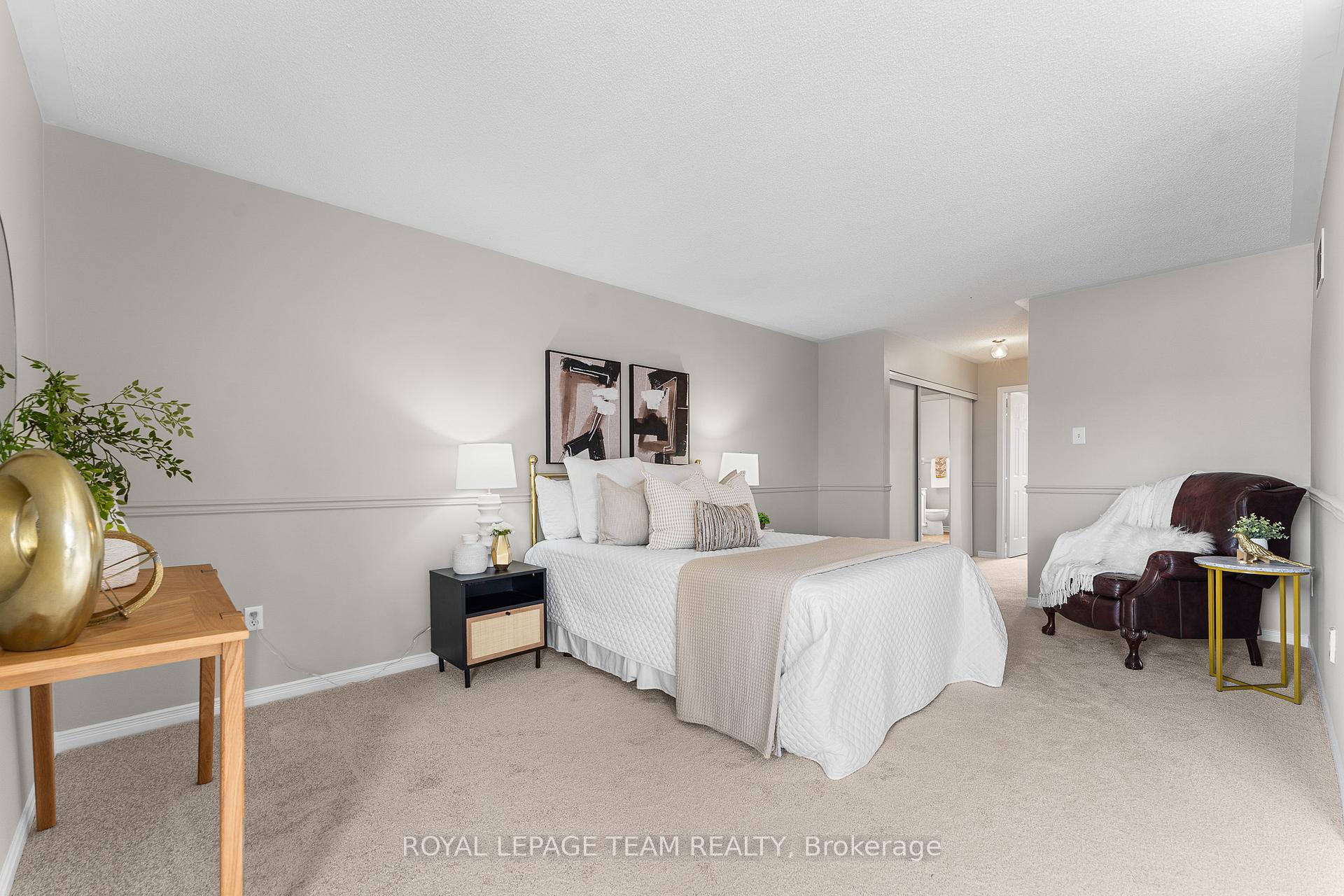 Photo 26 of 1 Brady Avenue, Ottawa, Kanata - Morgan's Grant/South March — HOMEH