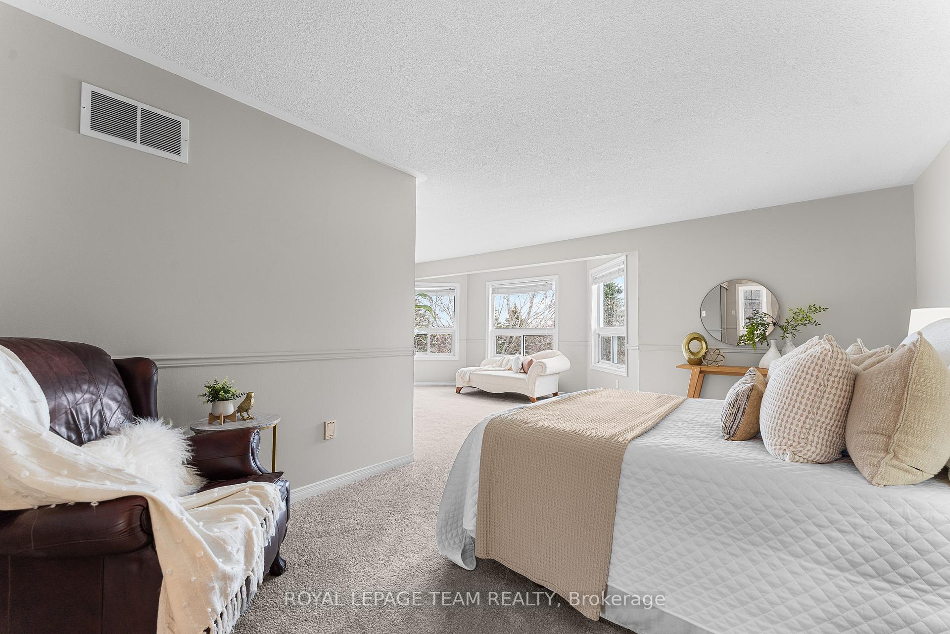 Photo 30 of 1 Brady Avenue, Ottawa, Kanata - Morgan's Grant/South March — HOMEH