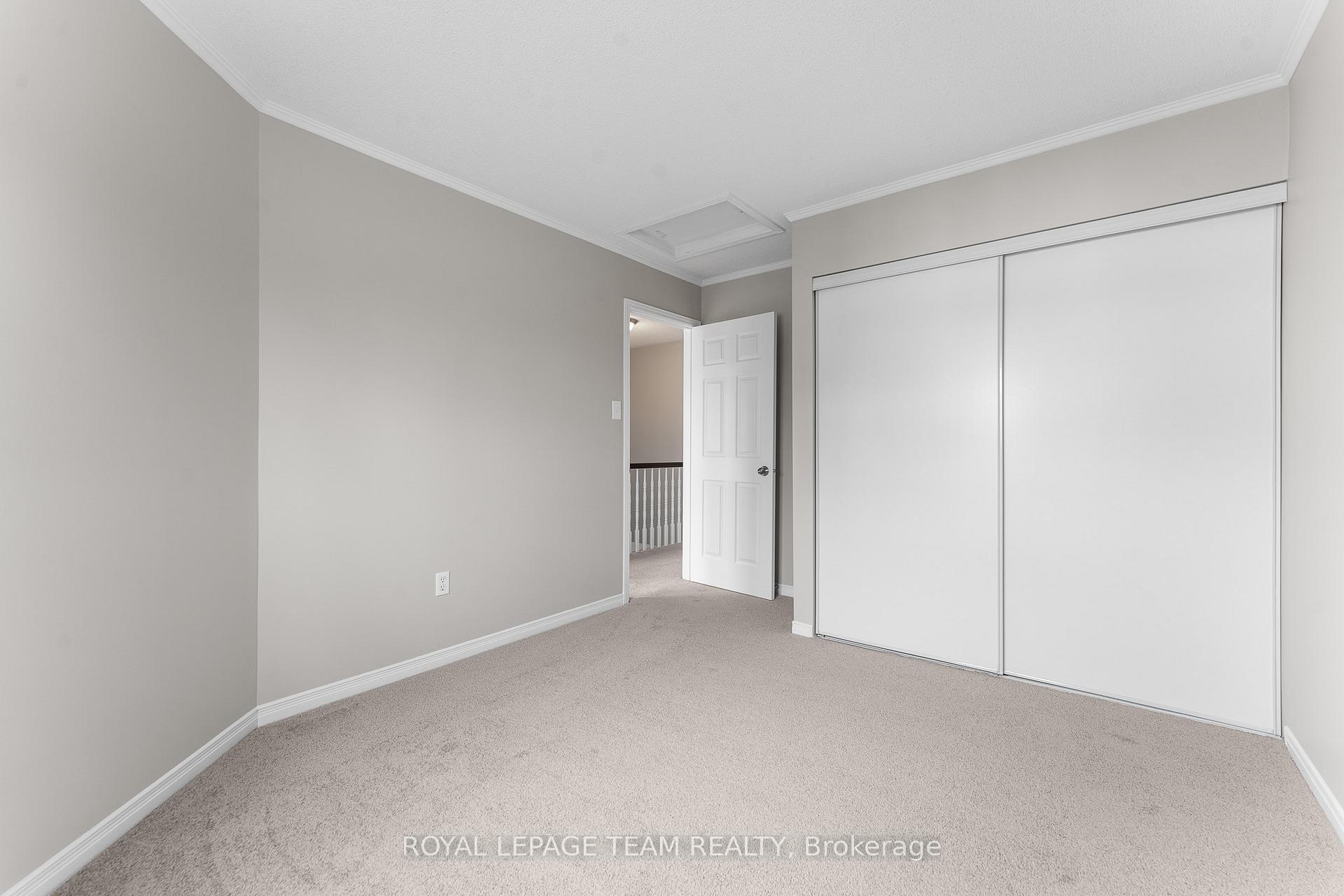 Photo 34 of 1 Brady Avenue, Ottawa, Kanata - Morgan's Grant/South March — HOMEH