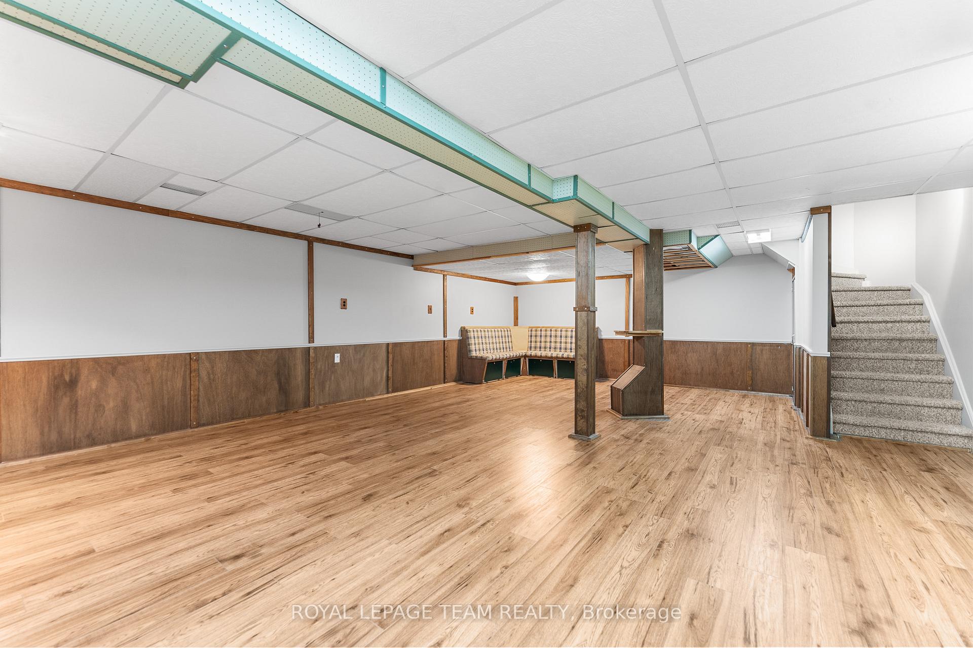 Photo 40 of 1 Brady Avenue, Ottawa, Kanata - Morgan's Grant/South March — HOMEH