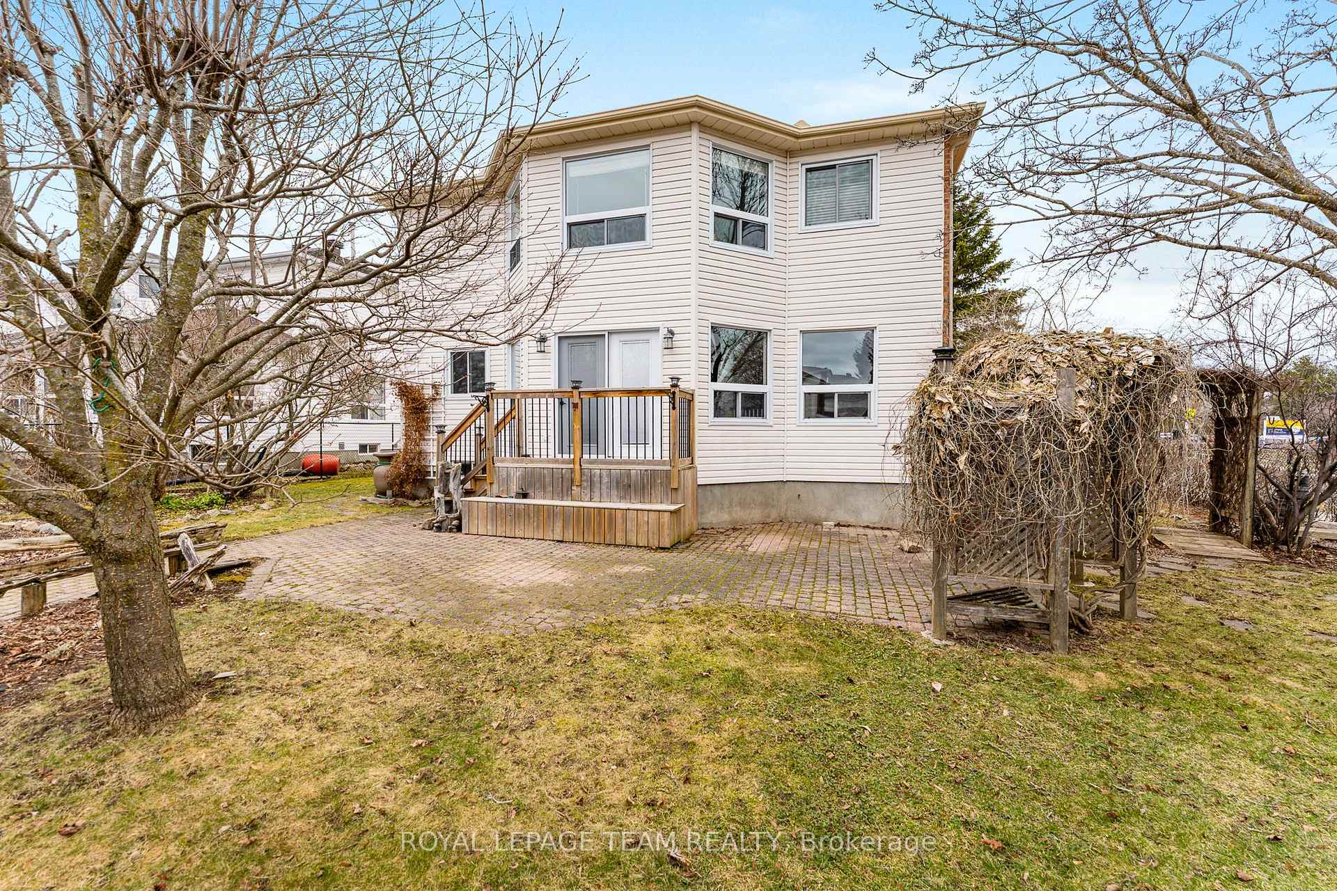 Photo 42 of 1 Brady Avenue, Ottawa, Kanata - Morgan's Grant/South March — HOMEH