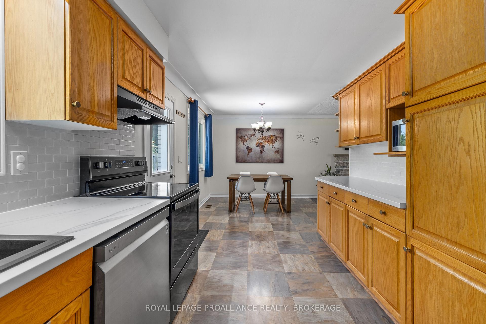 Photo 11 of 174 Chelsea Road, Kingston, City Southwest — HOMEH