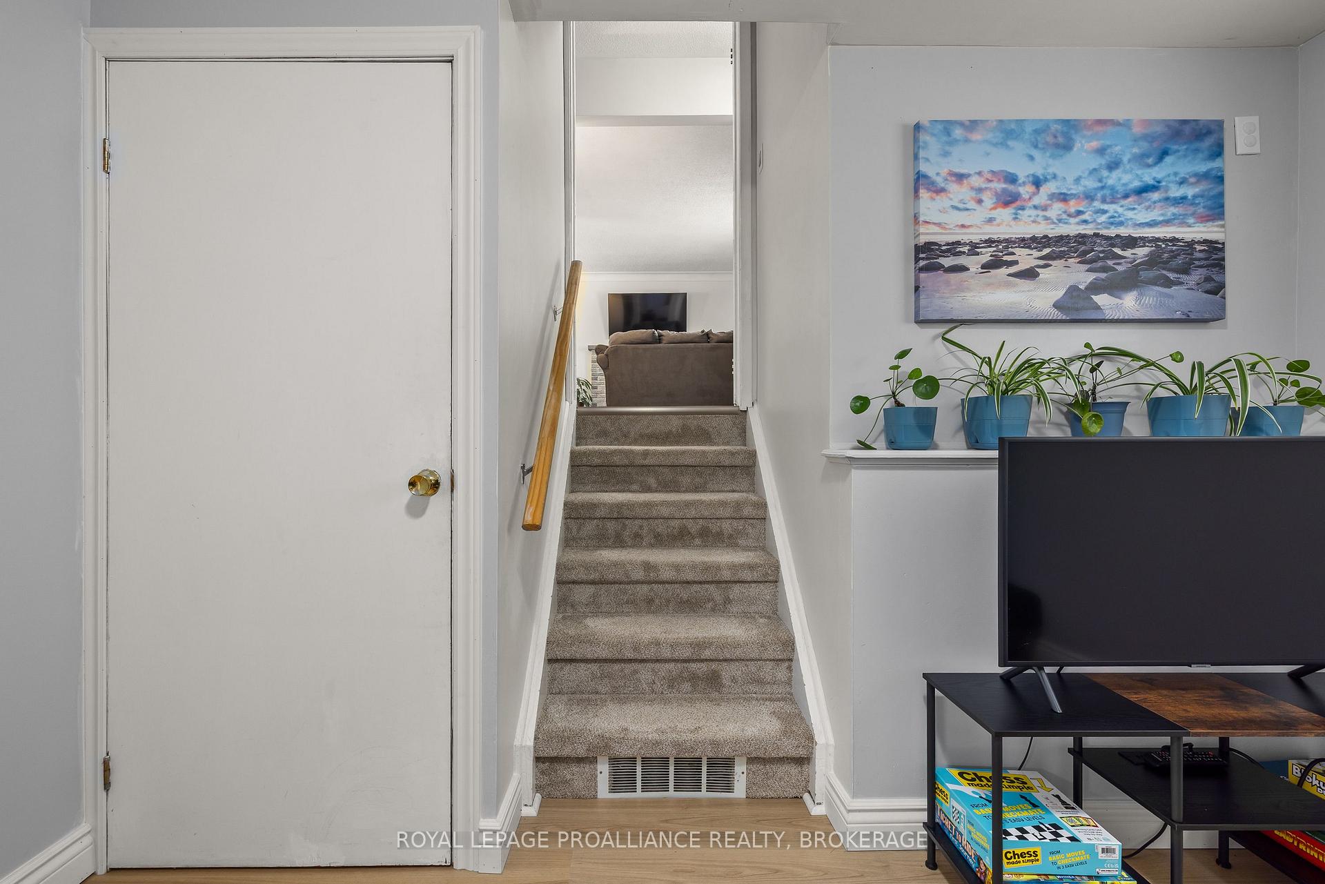 Photo 24 of 174 Chelsea Road, Kingston, City Southwest — HOMEH