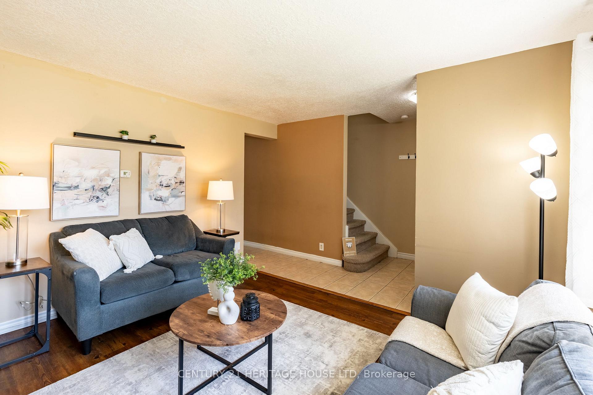 Photo 7 of 58 Breckenridge Drive, Kitchener — HOMEH
