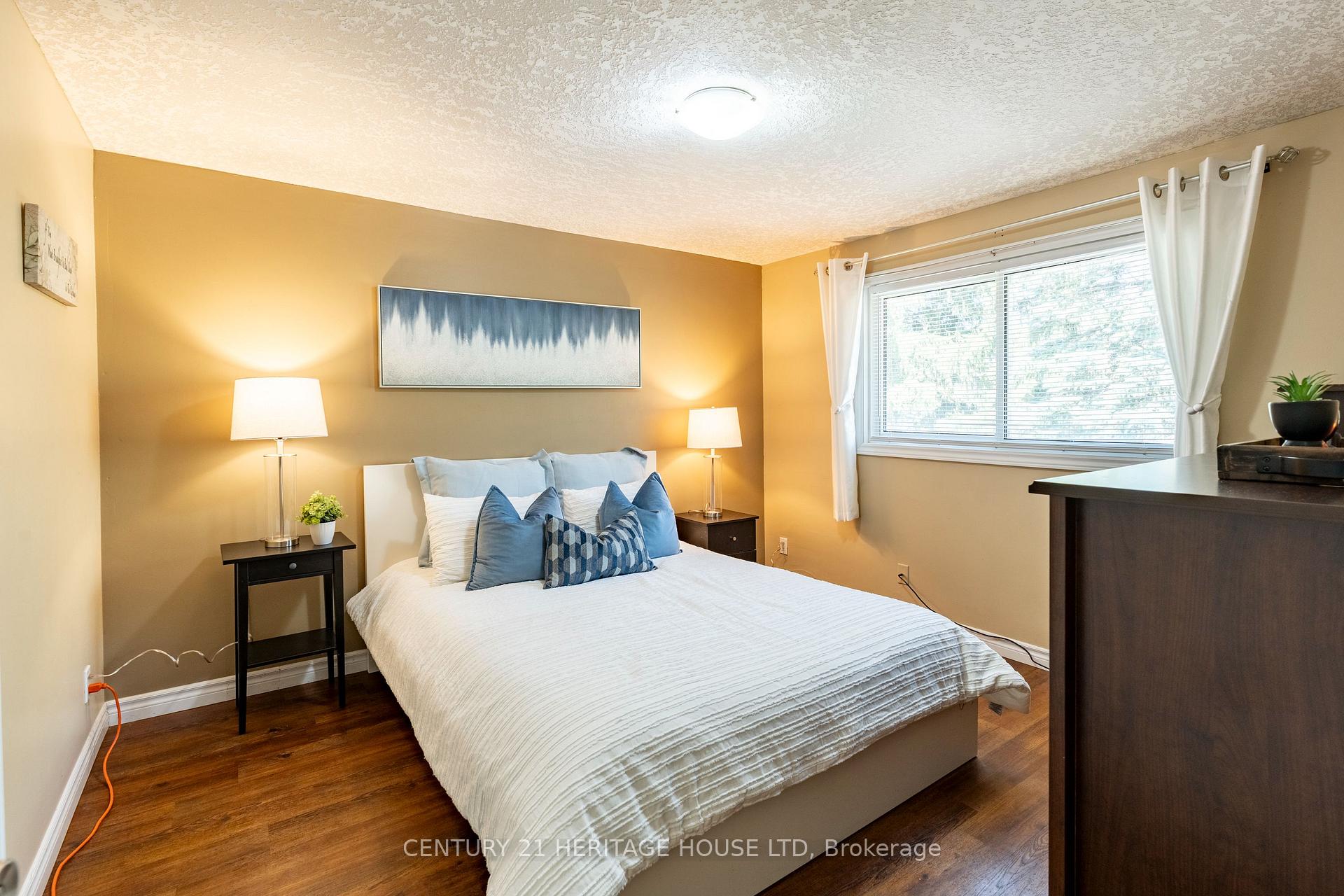 Photo 18 of 58 Breckenridge Drive, Kitchener — HOMEH