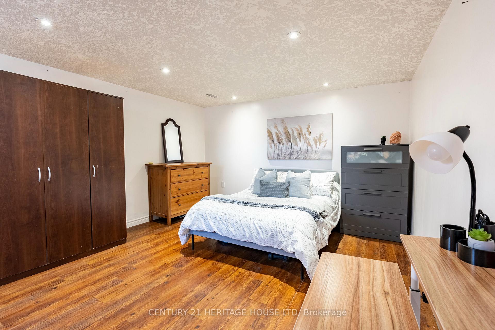 Photo 25 of 58 Breckenridge Drive, Kitchener — HOMEH