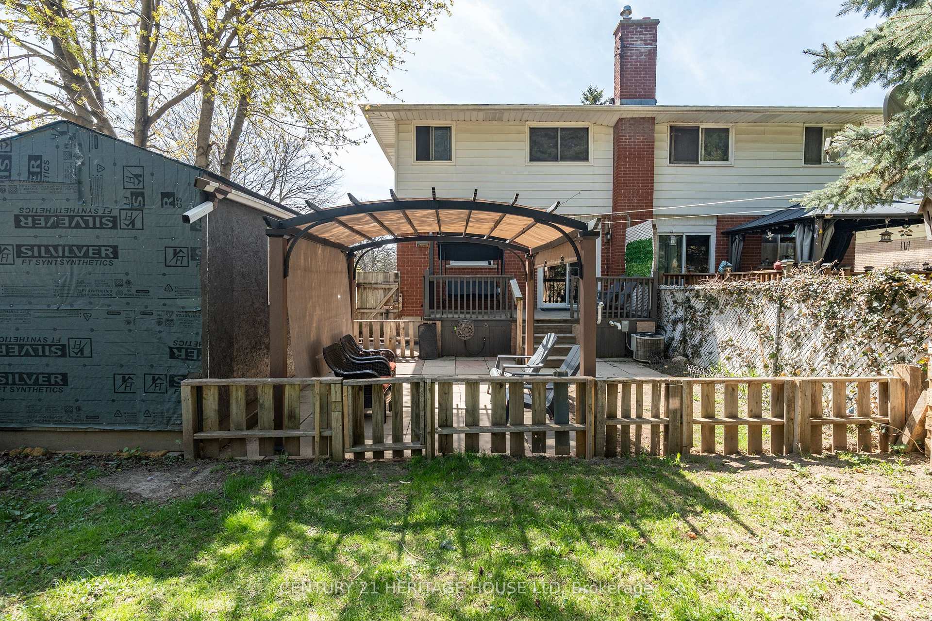 Photo 32 of 58 Breckenridge Drive, Kitchener — HOMEH
