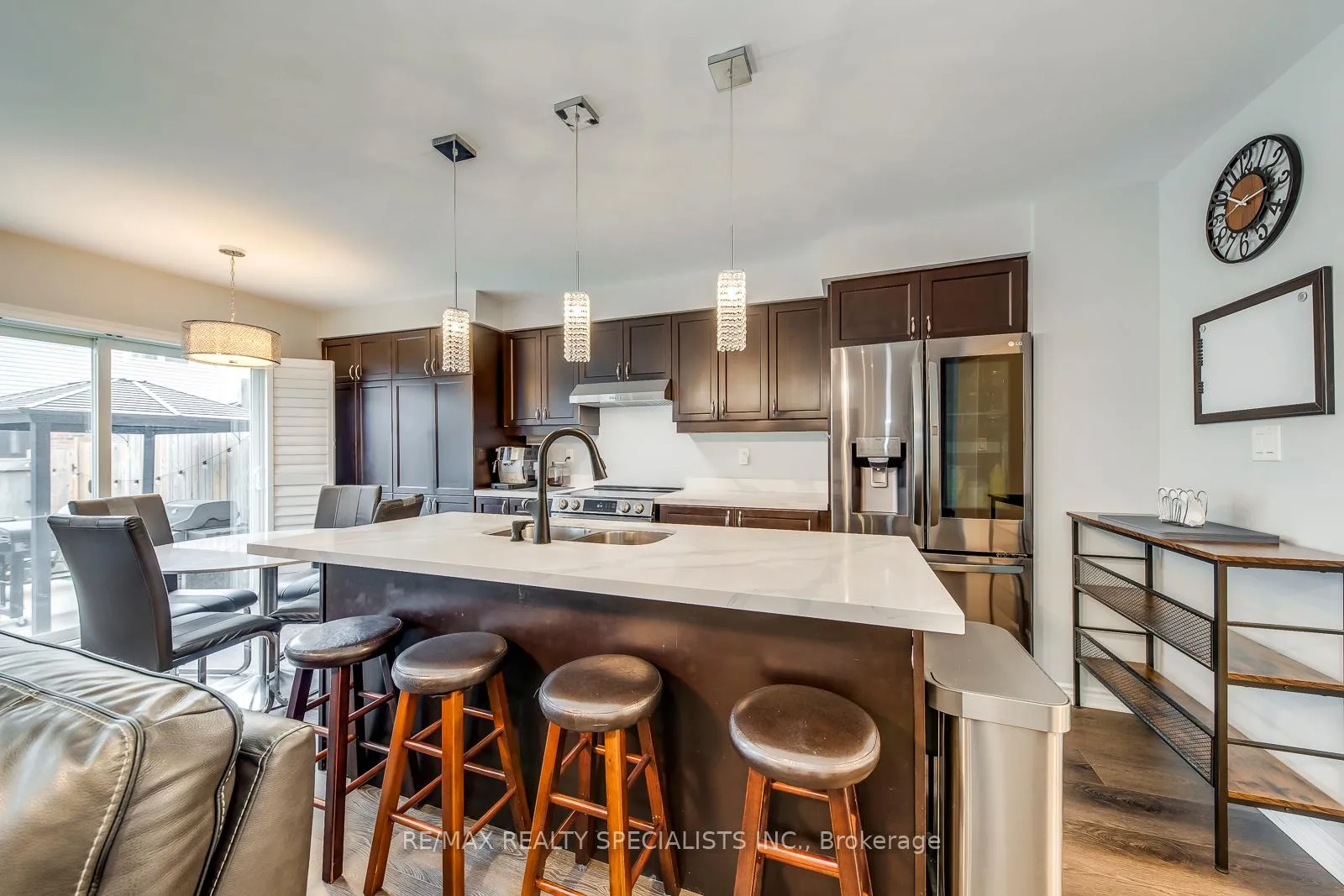 Photo 19 of 313 Gooding Crescent, Milton, Ford — HOMEH