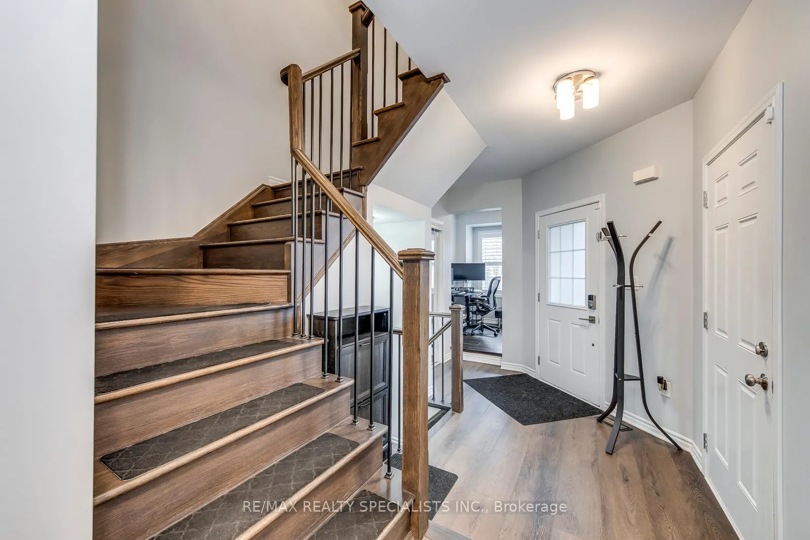 Photo 27 of 313 Gooding Crescent, Milton, Ford — HOMEH