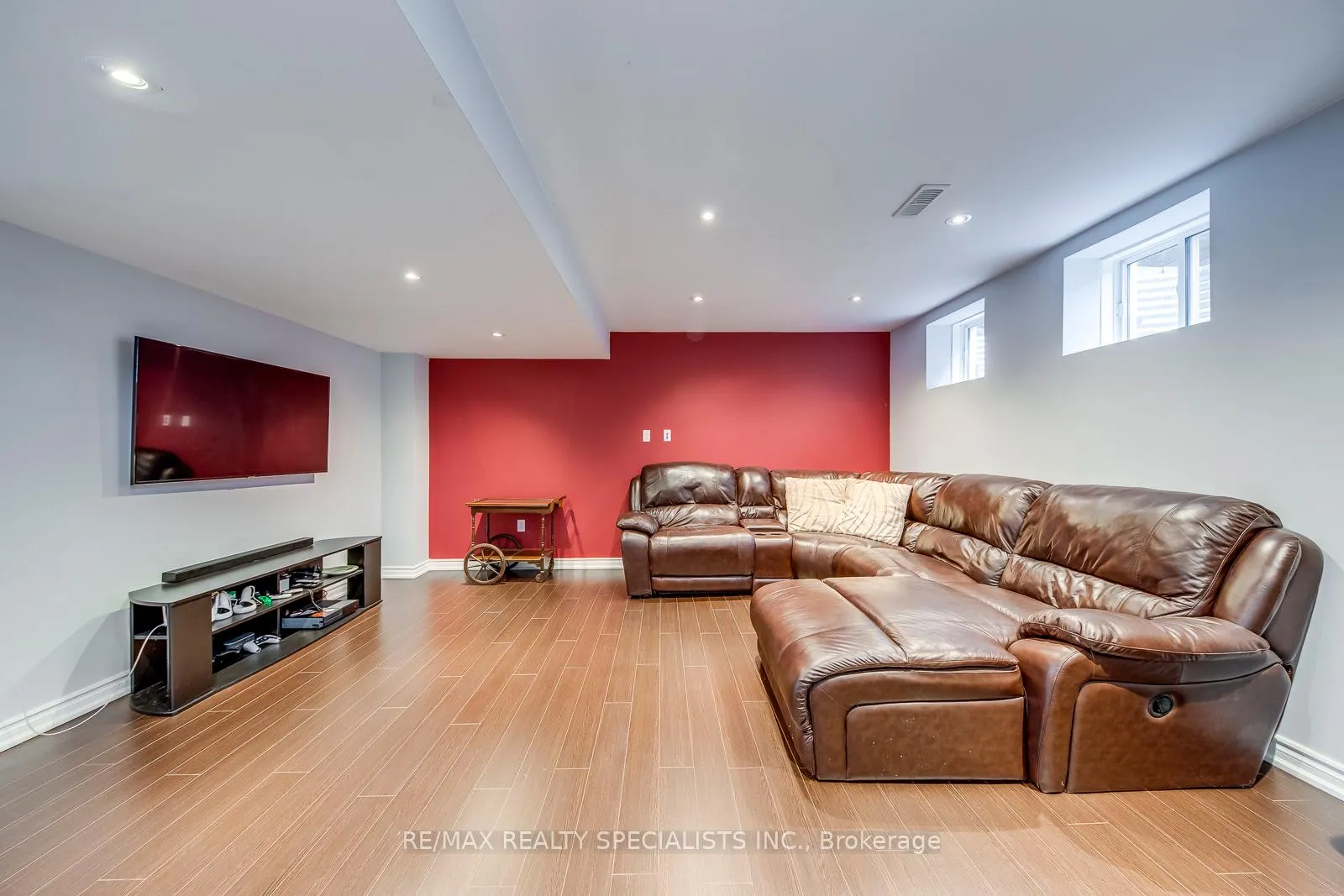 Photo 41 of 313 Gooding Crescent, Milton, Ford — HOMEH