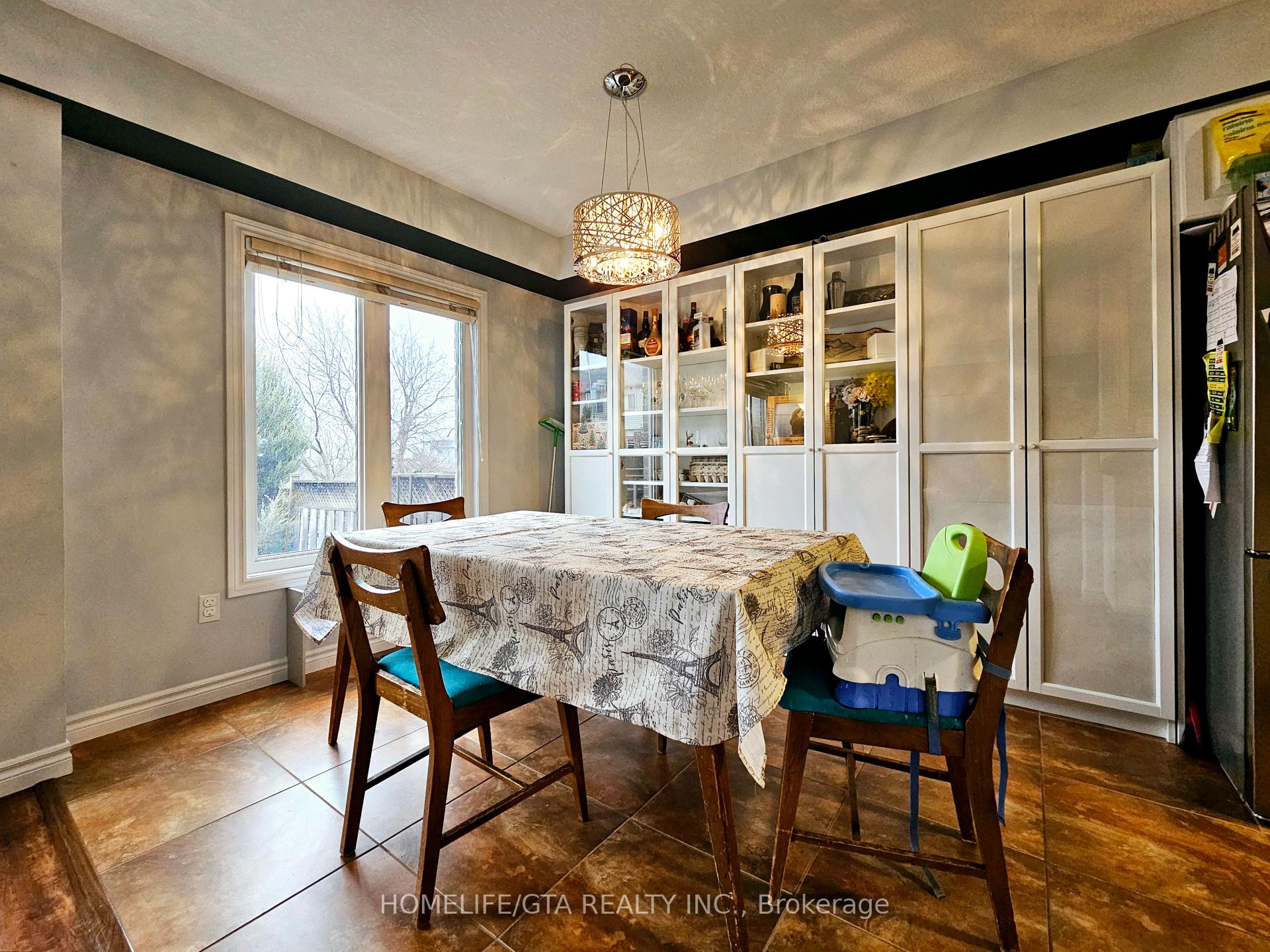 Photo 7 of 299 Old Huron Road, Kitchener — HOMEH