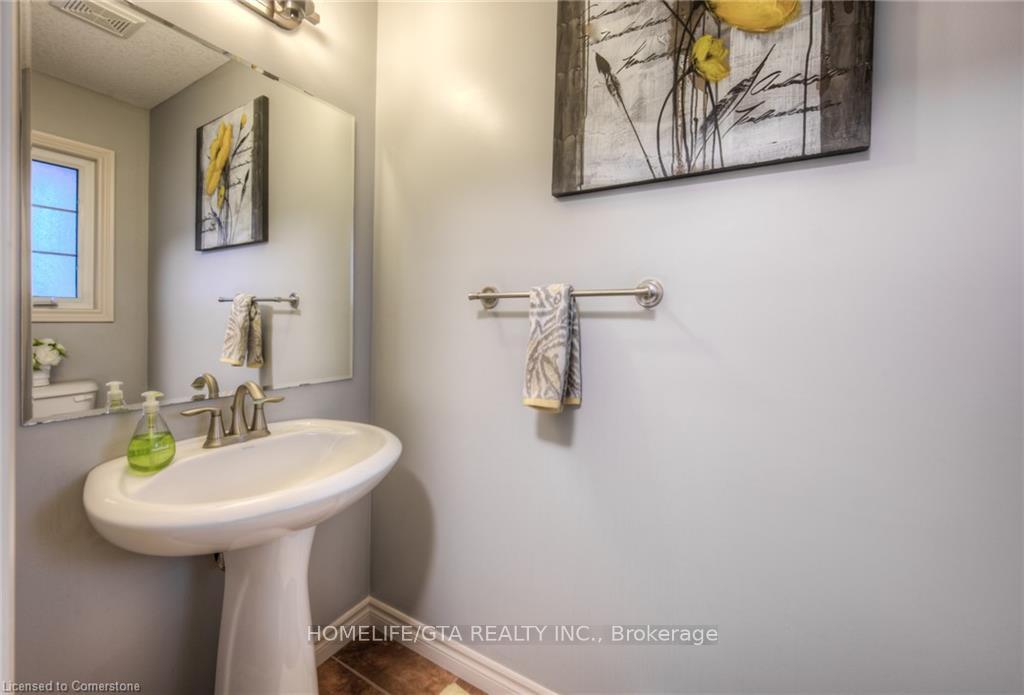 Photo 10 of 299 Old Huron Road, Kitchener — HOMEH