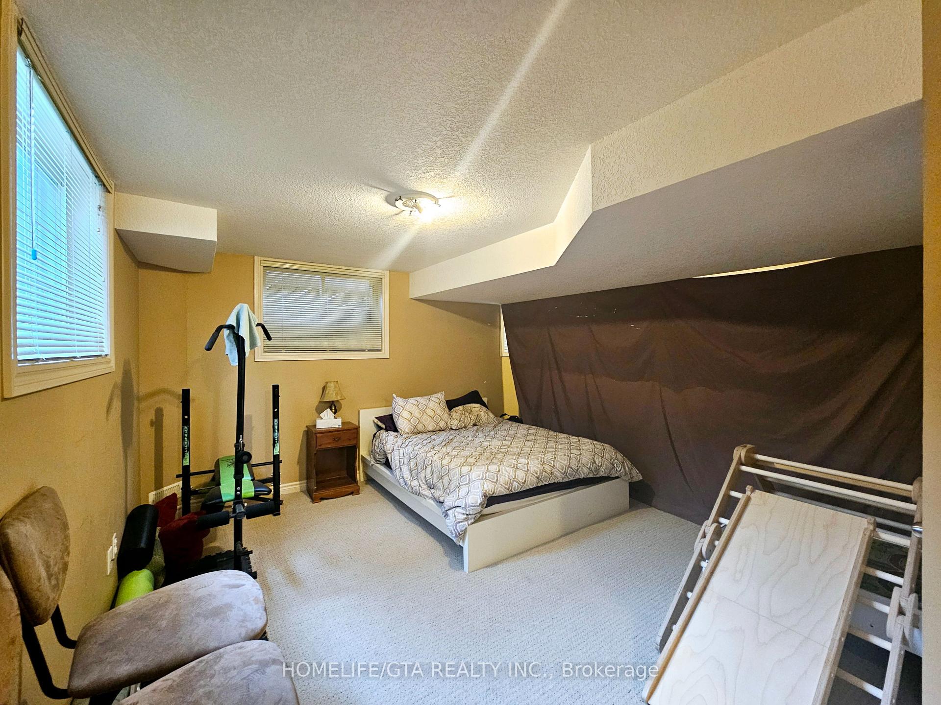 Photo 23 of 299 Old Huron Road, Kitchener — HOMEH