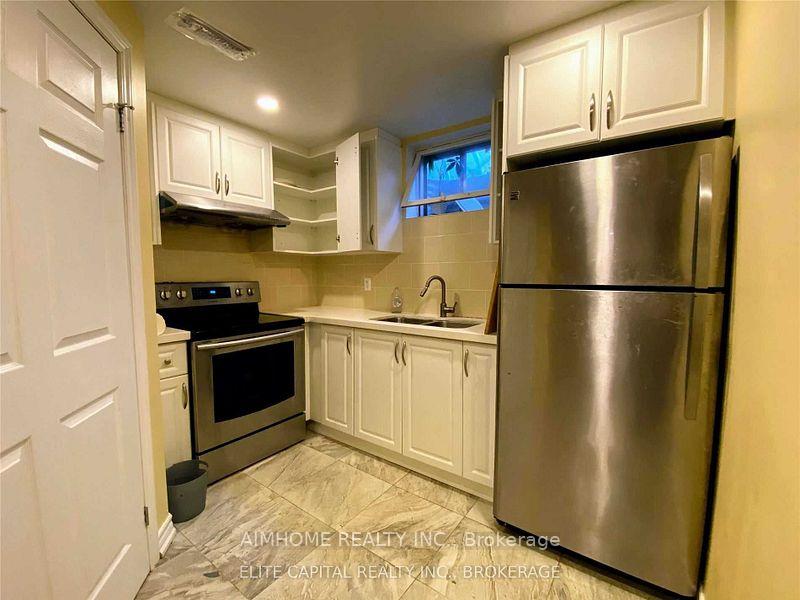 Photo 3 of Unit Bsmt, 26 Hemingway Crescent, Markham, Unionville — HOMEH