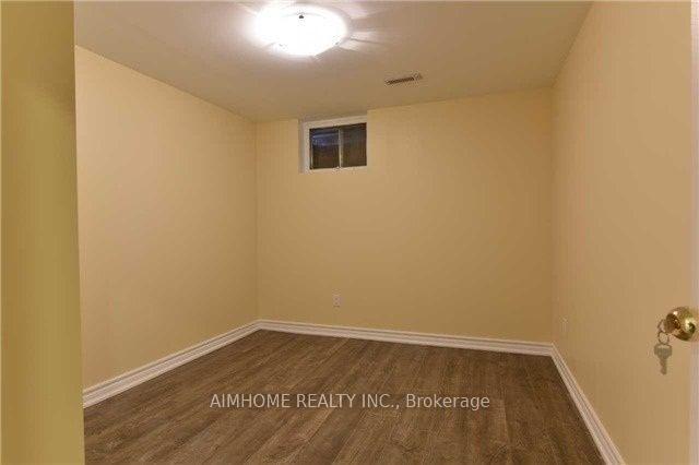 Photo 5 of Unit Bsmt, 26 Hemingway Crescent, Markham, Unionville — HOMEH