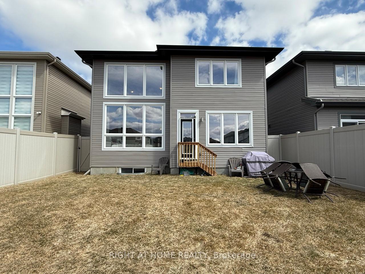 Front of 636 Rouncey Road