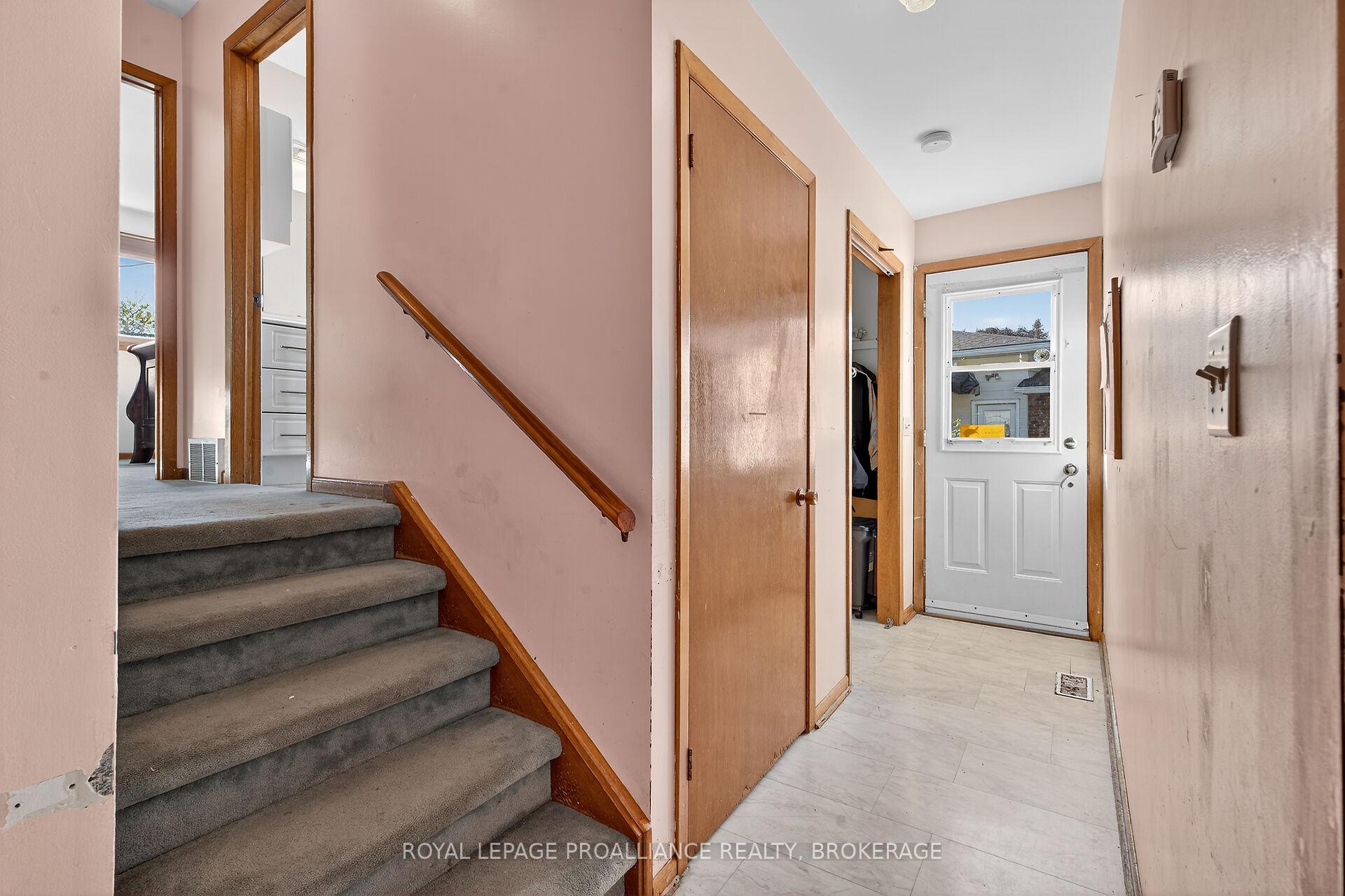 Photo 13 of 747 Laidlaw Crescent, Kingston, South of Taylor-Kidd Blvd — HOMEH