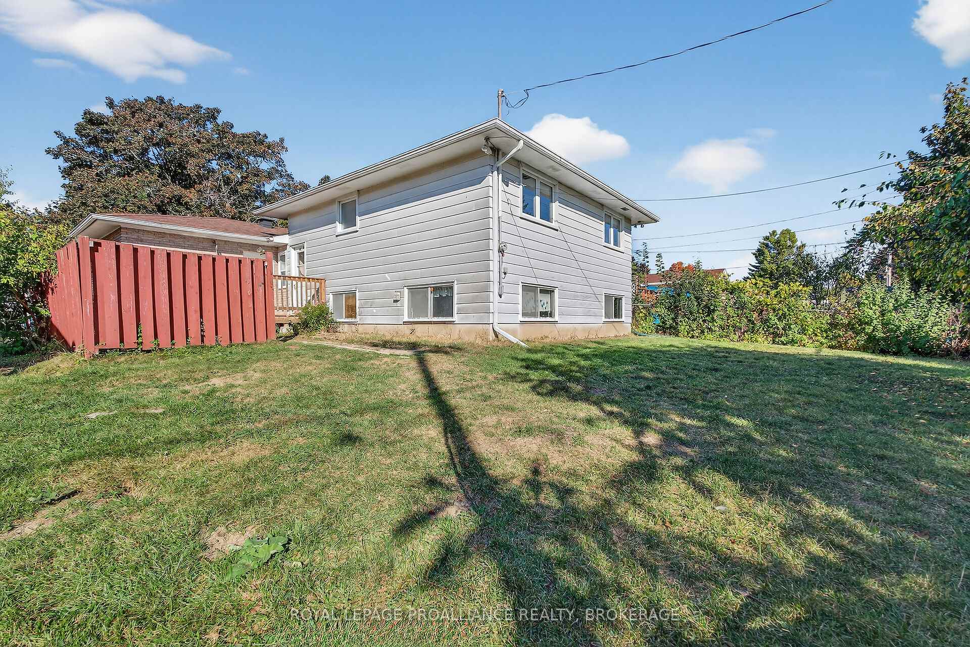 Photo 28 of 747 Laidlaw Crescent, Kingston, South of Taylor-Kidd Blvd — HOMEH