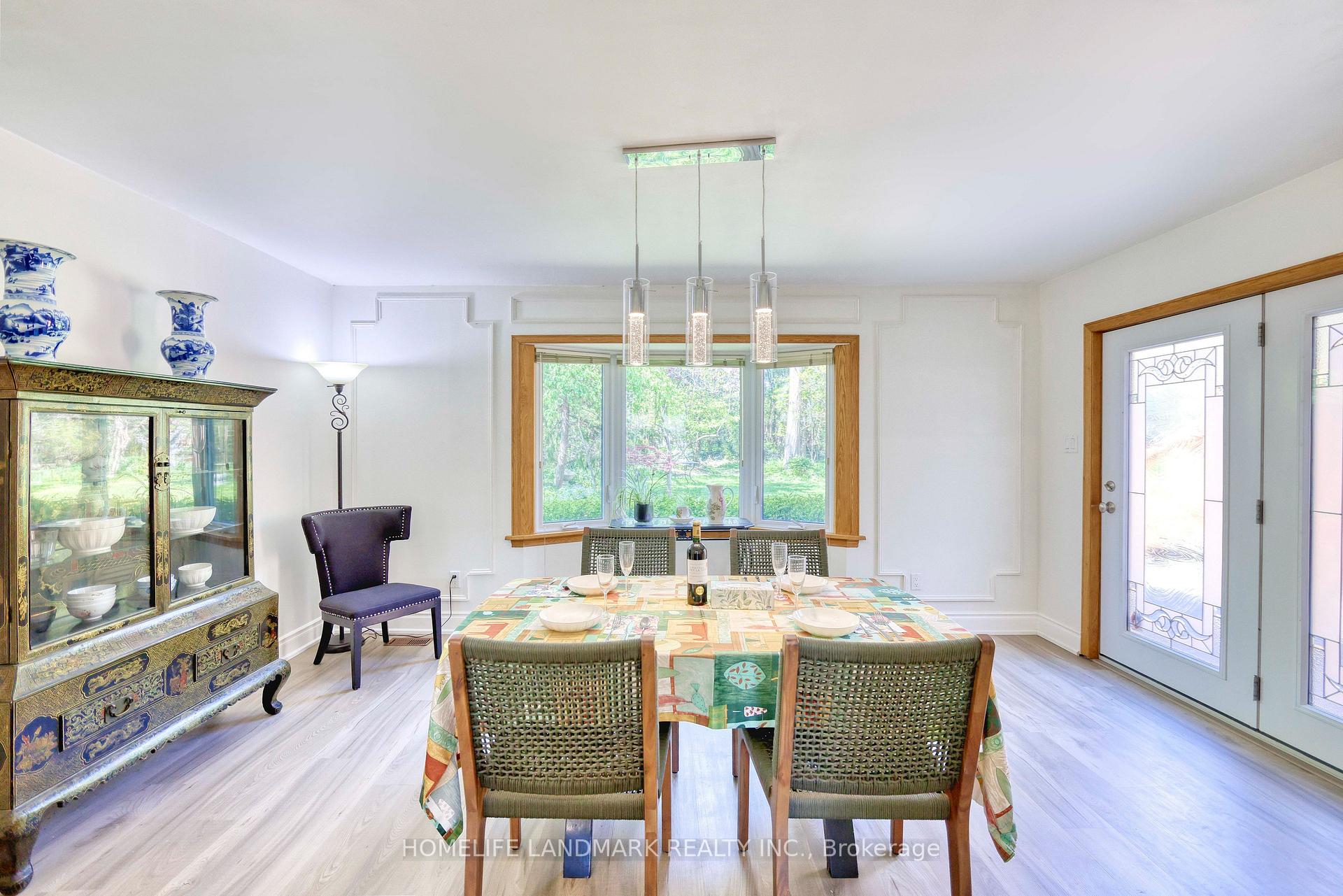 Photo 6 of 12 Thornheights Road, Markham, Royal Orchard — HOMEH
